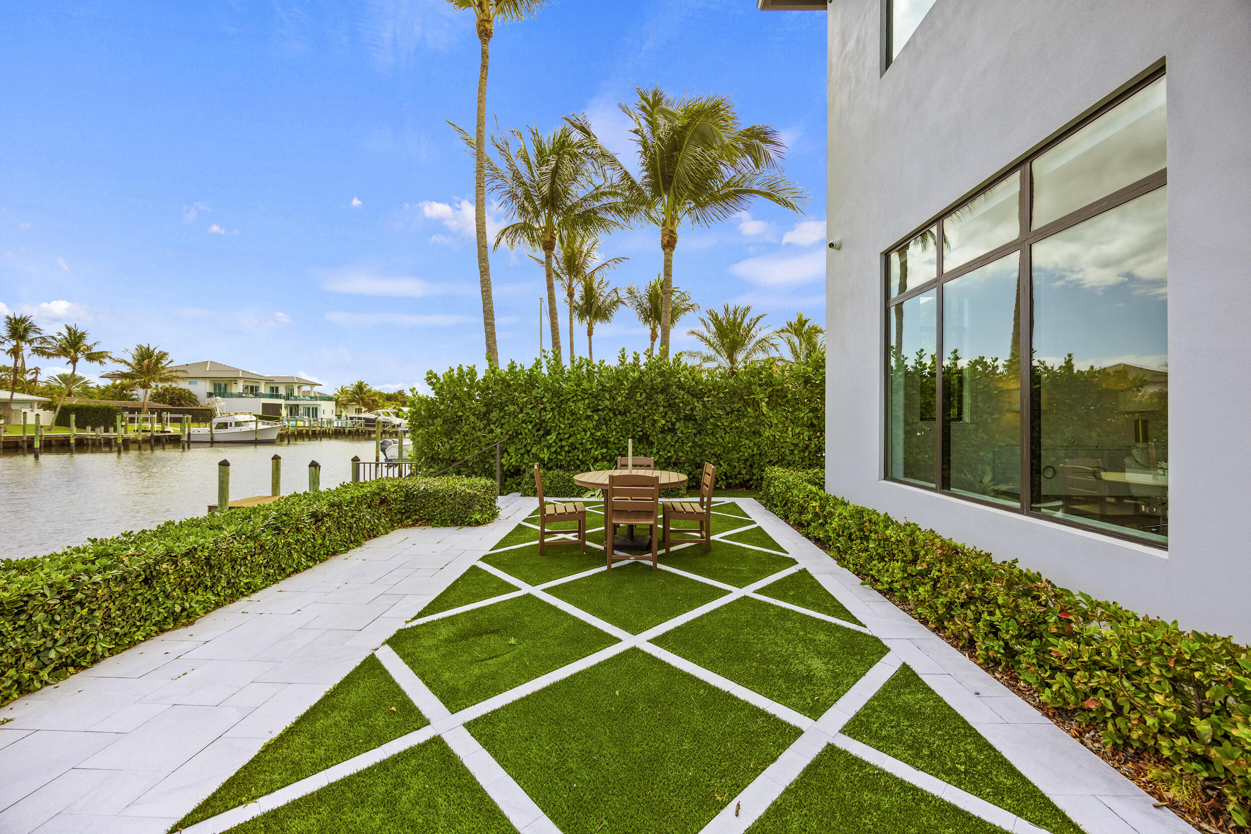736 Lagoon, North Palm Beach FL 33408