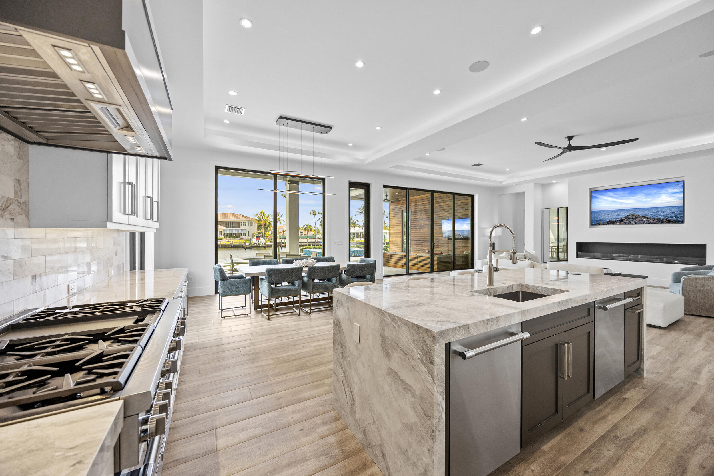 736 Lagoon, North Palm Beach FL 33408