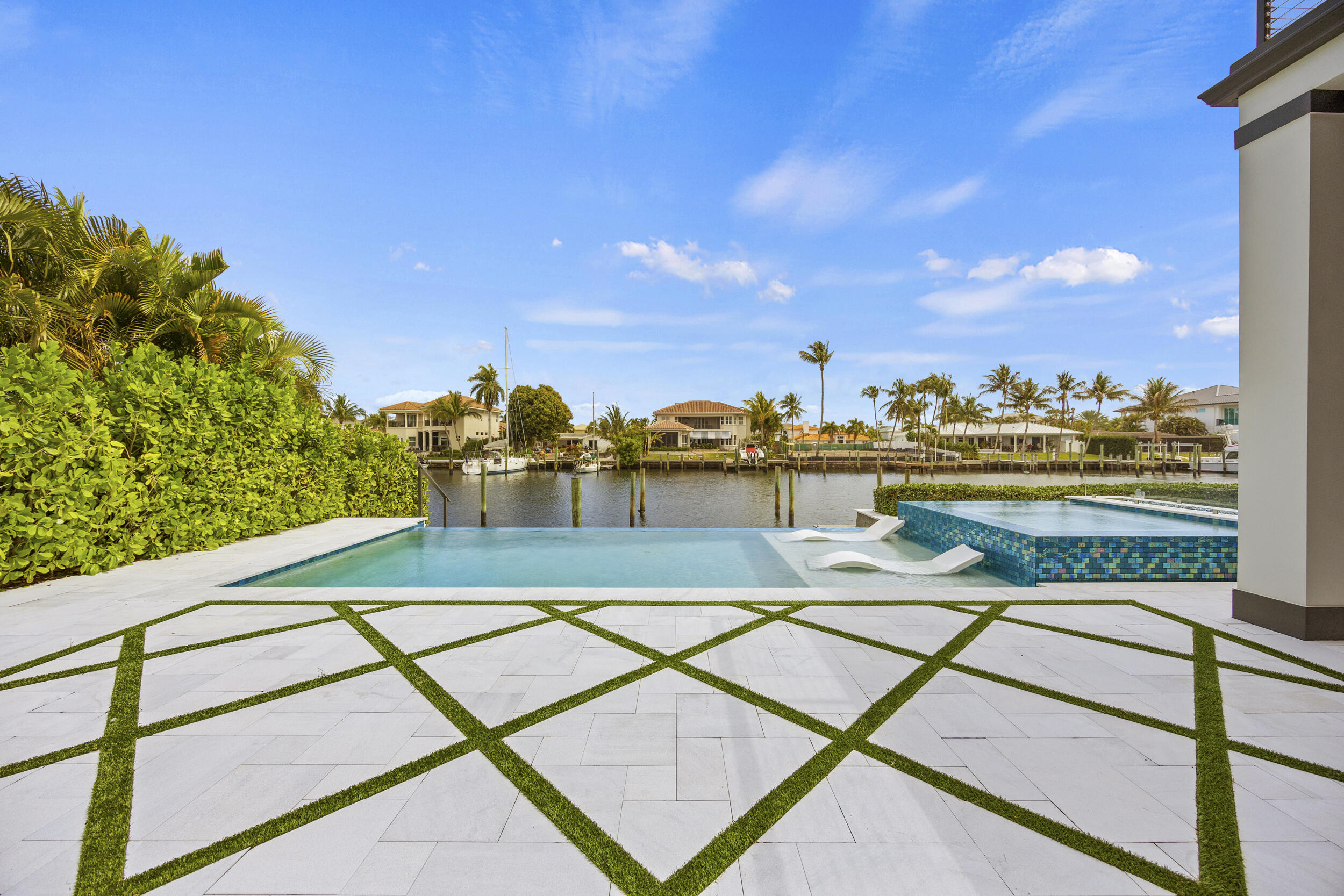 736 Lagoon, North Palm Beach FL 33408
