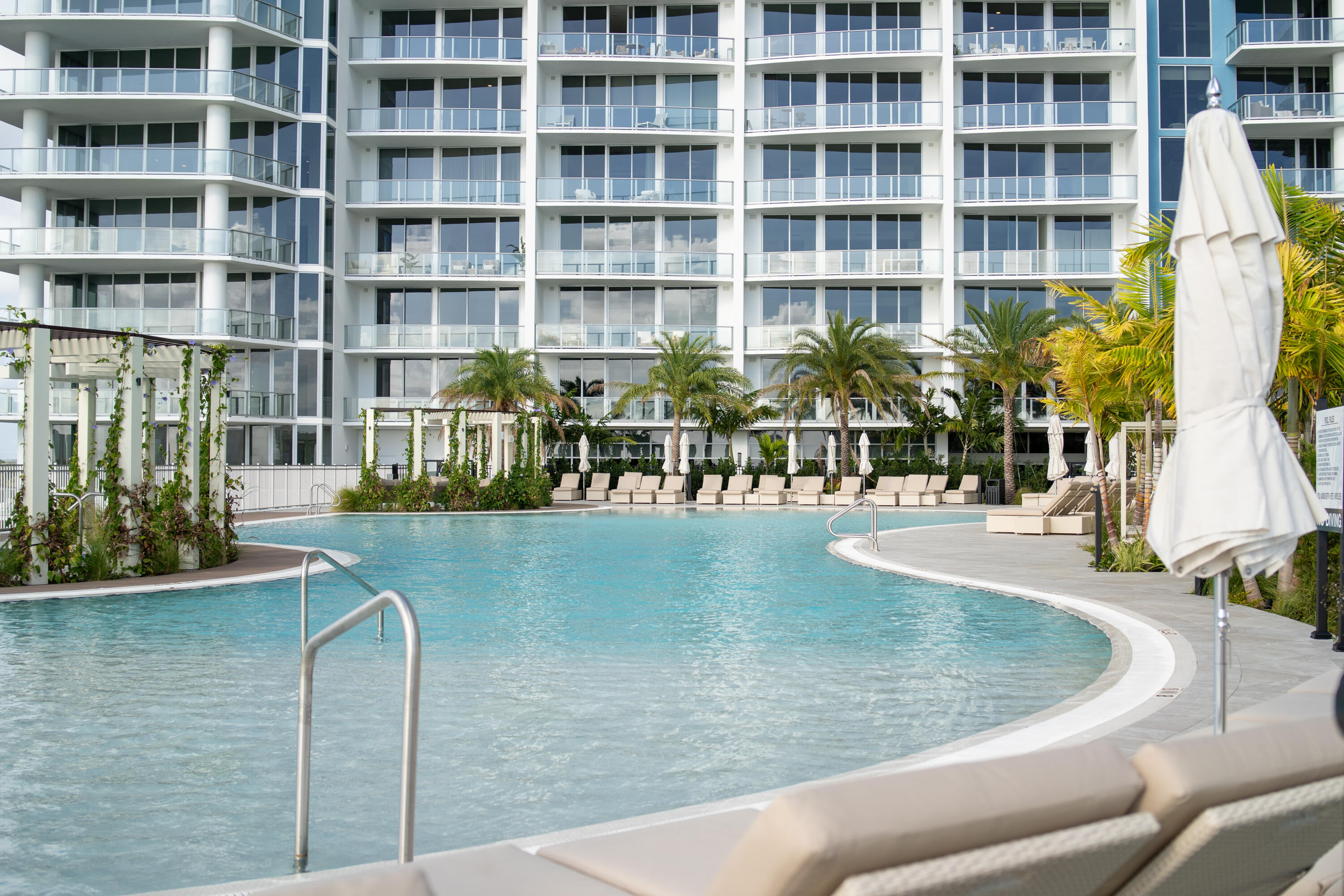 220 Lake Shore #801, Lake Park FL 33403
