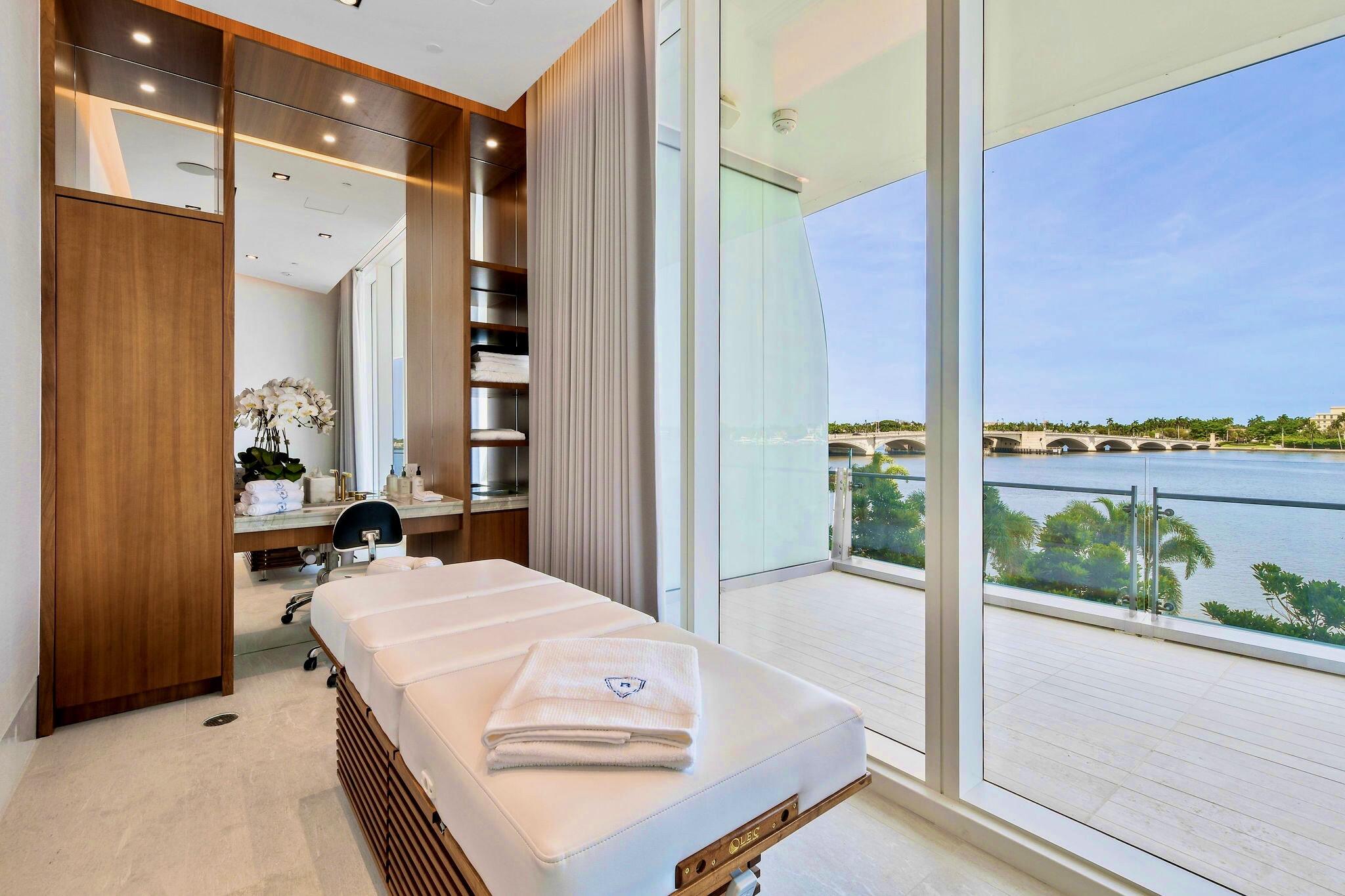 1100 S Flagler #1101, West Palm Beach FL 33401