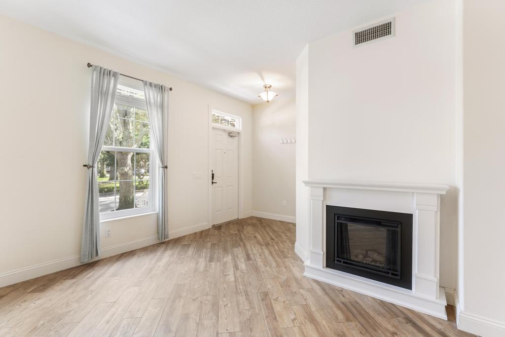180 Freeport, Jupiter FL 33458