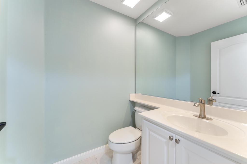 180 Freeport, Jupiter FL 33458