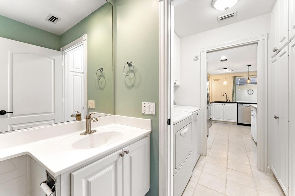180 Freeport, Jupiter FL 33458