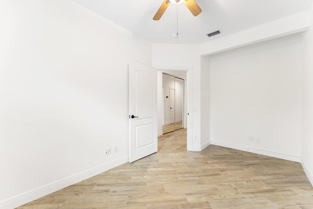 180 Freeport, Jupiter FL 33458
