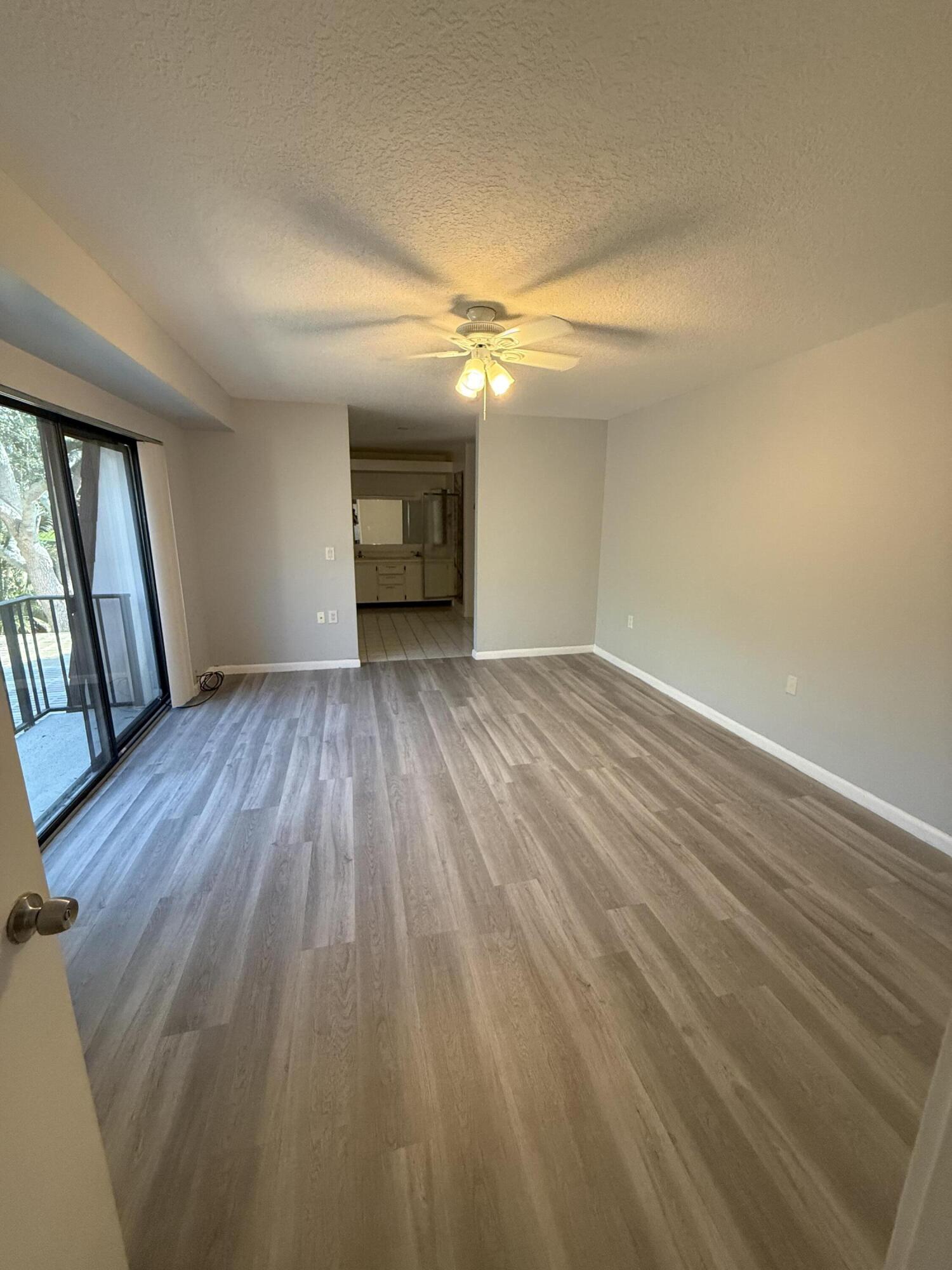 1215 12th, Palm Beach Gardens FL 33418