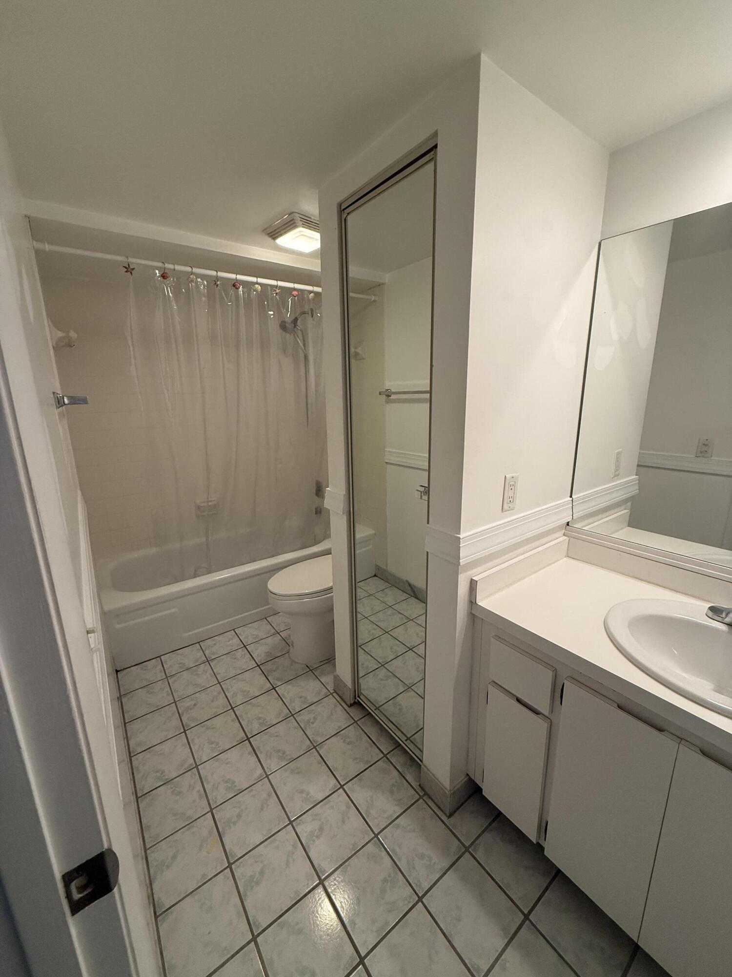 1215 12th, Palm Beach Gardens FL 33418
