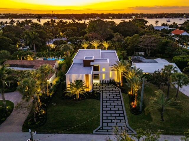 505 SE Atlantic, Lantana FL 33462