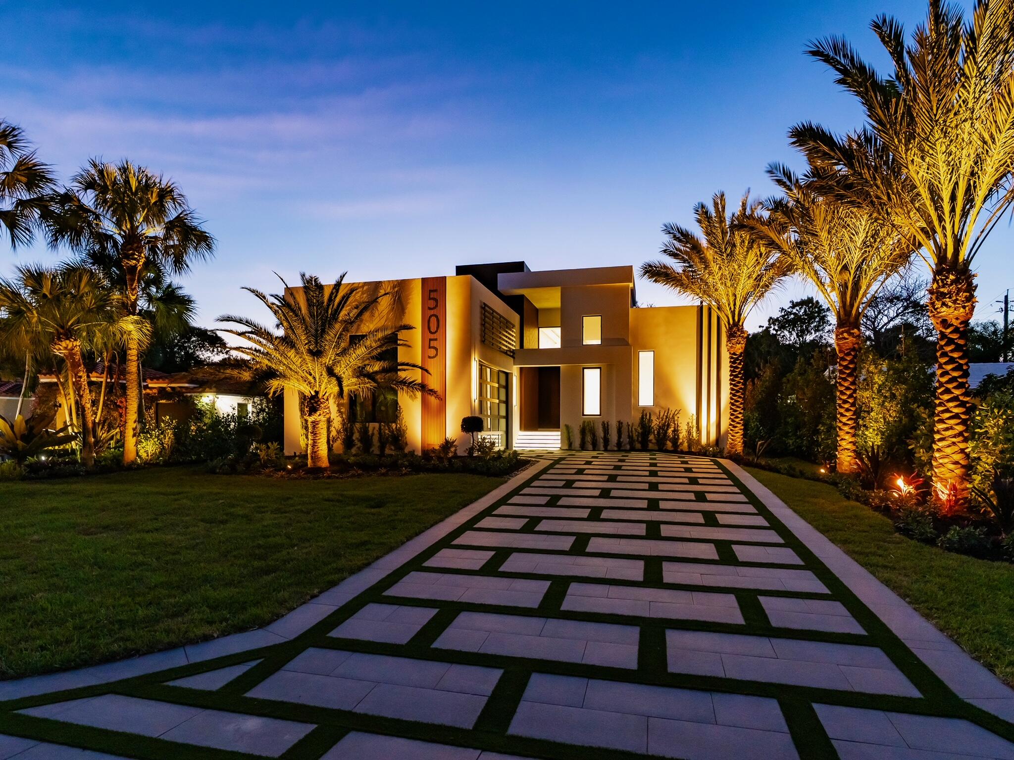 505 SE Atlantic, Lantana FL 33462