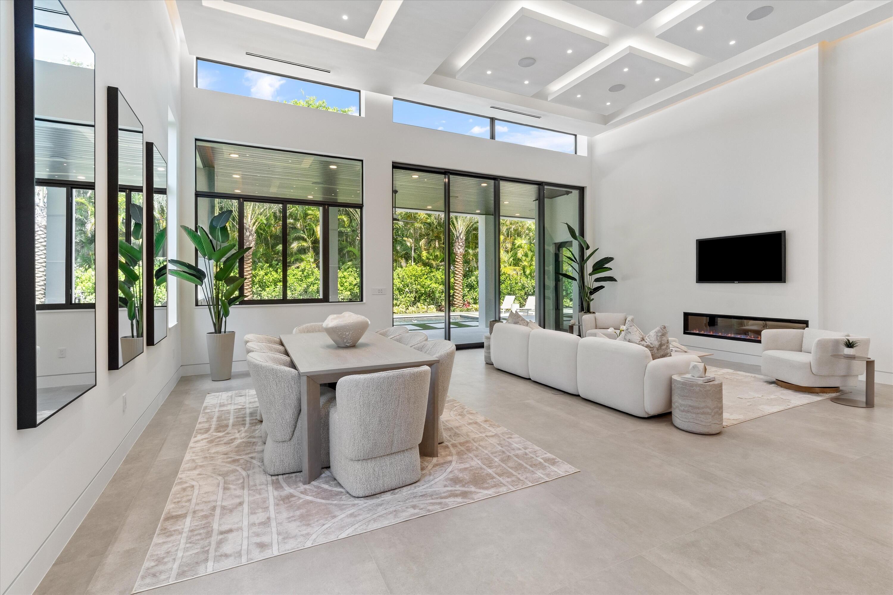 505 SE Atlantic, Lantana FL 33462
