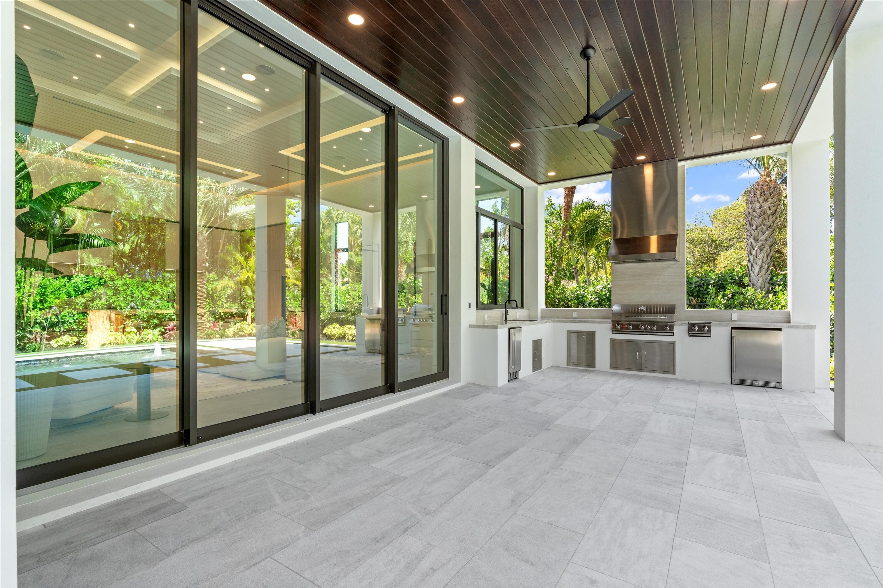 505 SE Atlantic, Lantana FL 33462
