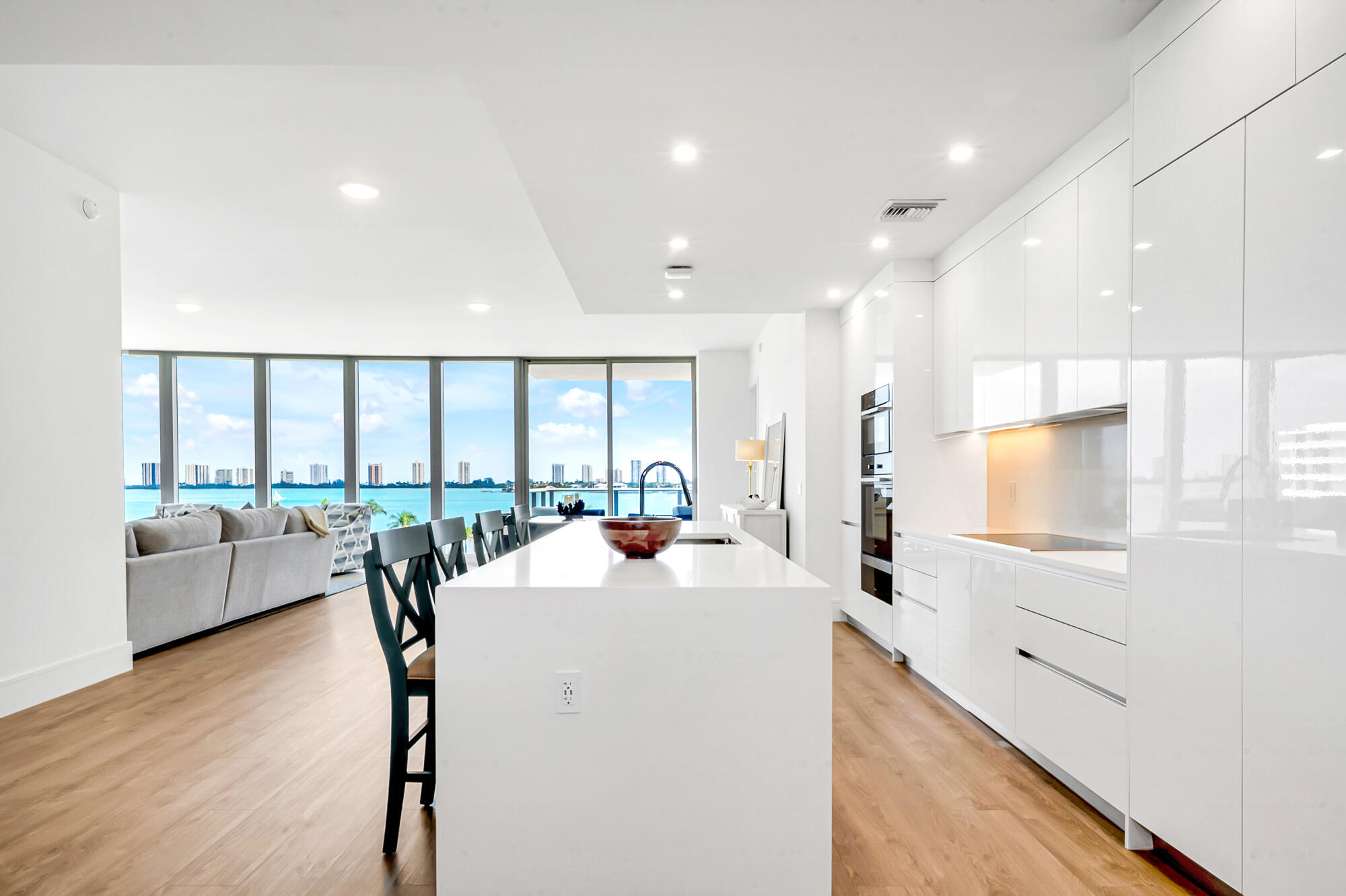 220 Lake Shore #502, Lake Park FL 33403