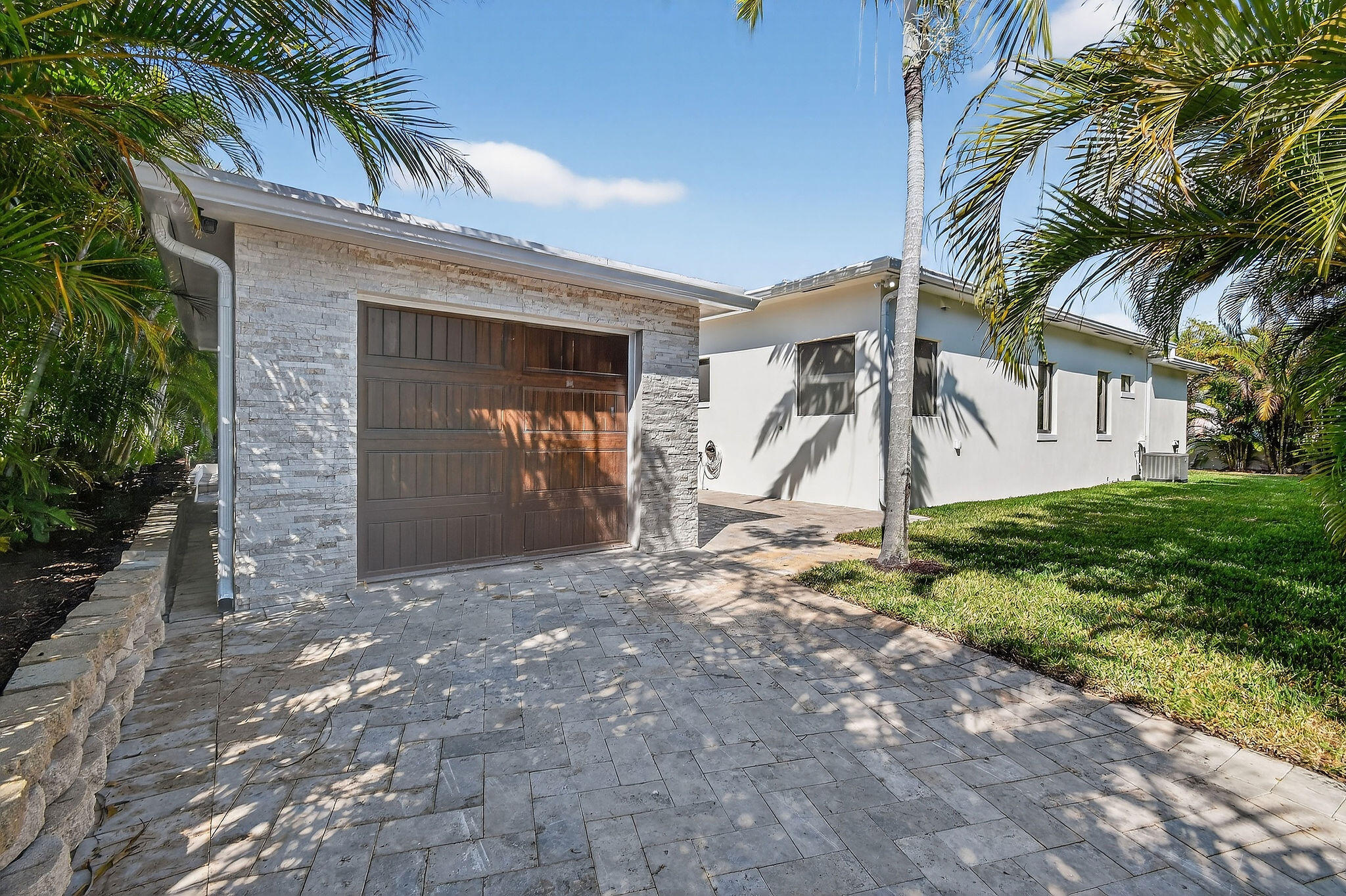 326 Palmetto, West Palm Beach FL 33405