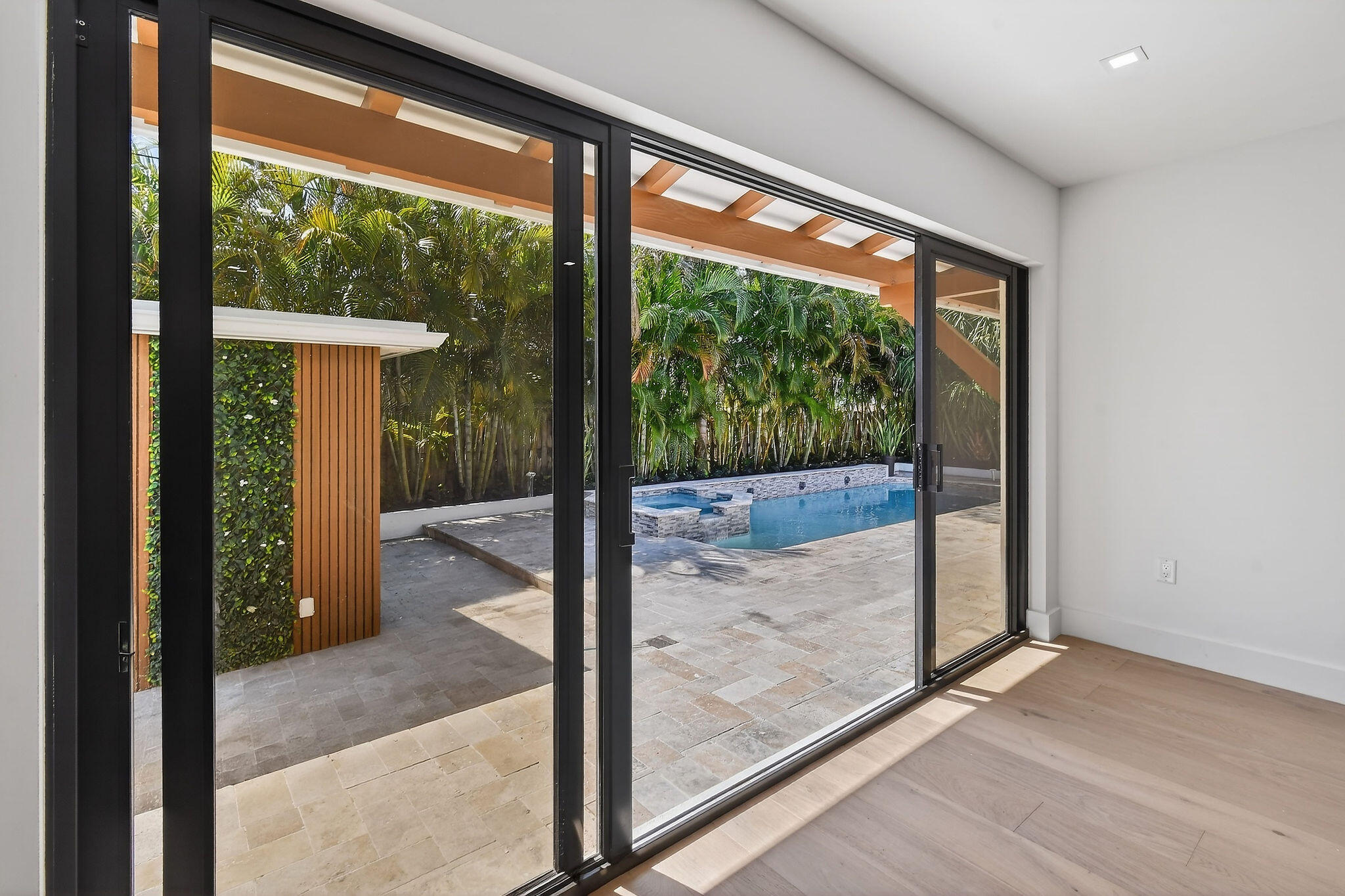326 Palmetto, West Palm Beach FL 33405
