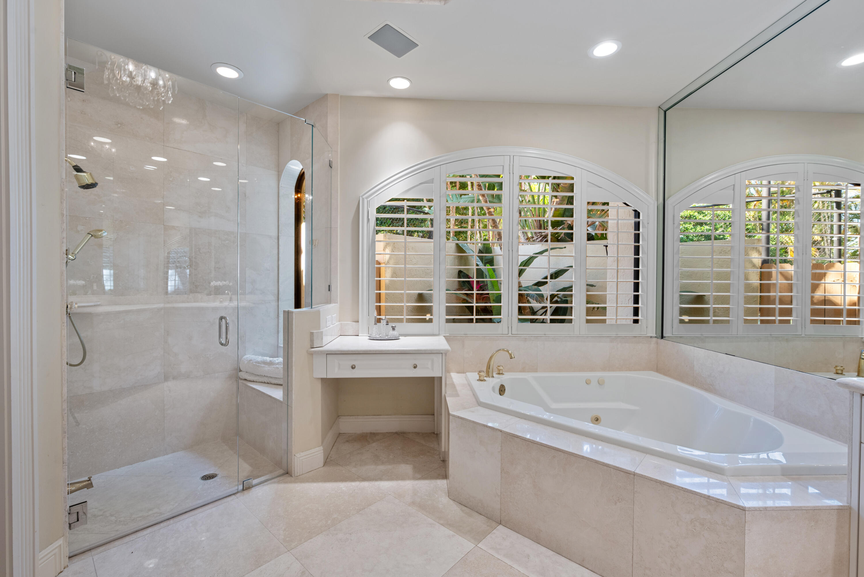 18800 Long Lake, Boca Raton FL 33496