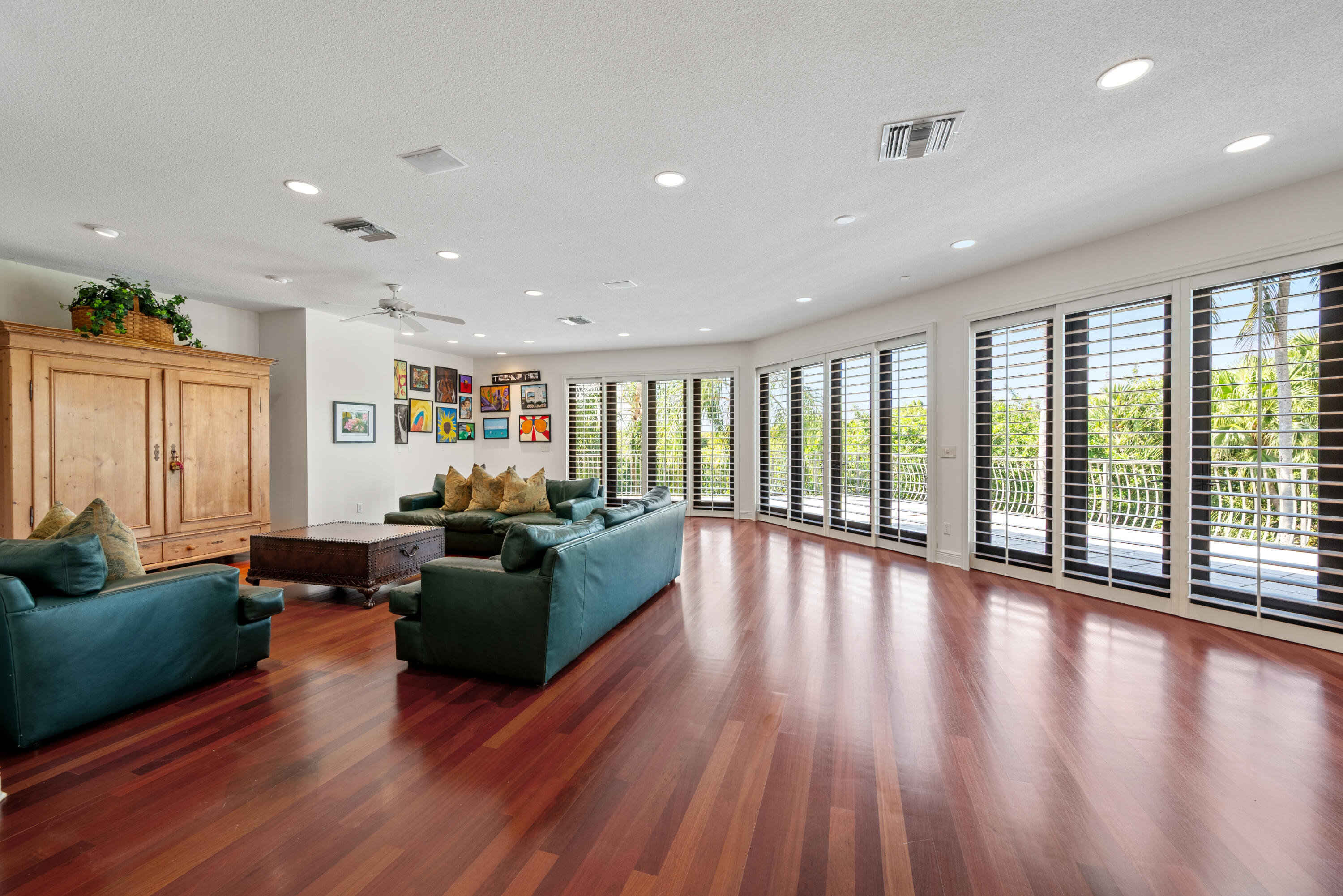 18800 Long Lake, Boca Raton FL 33496