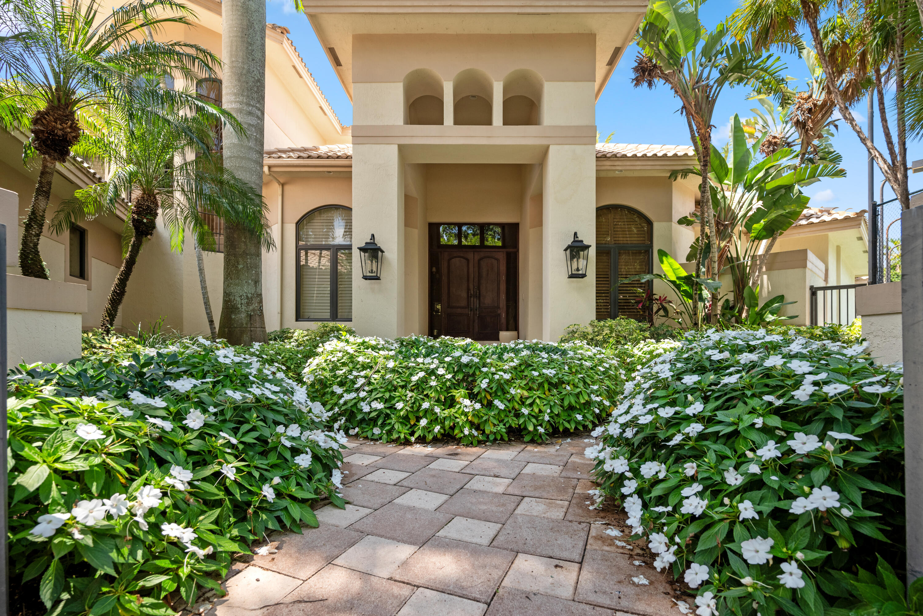 18800 Long Lake, Boca Raton FL 33496