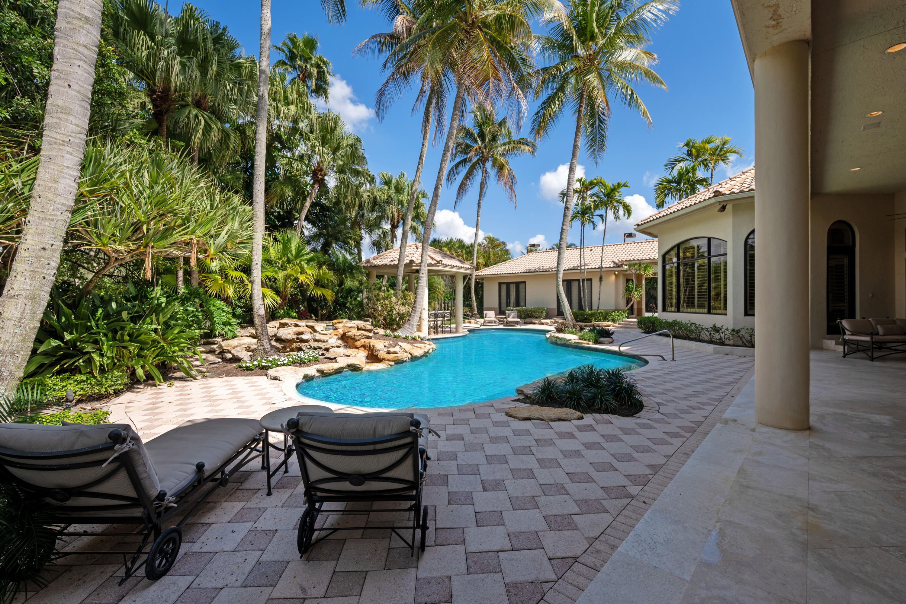 18800 Long Lake, Boca Raton FL 33496