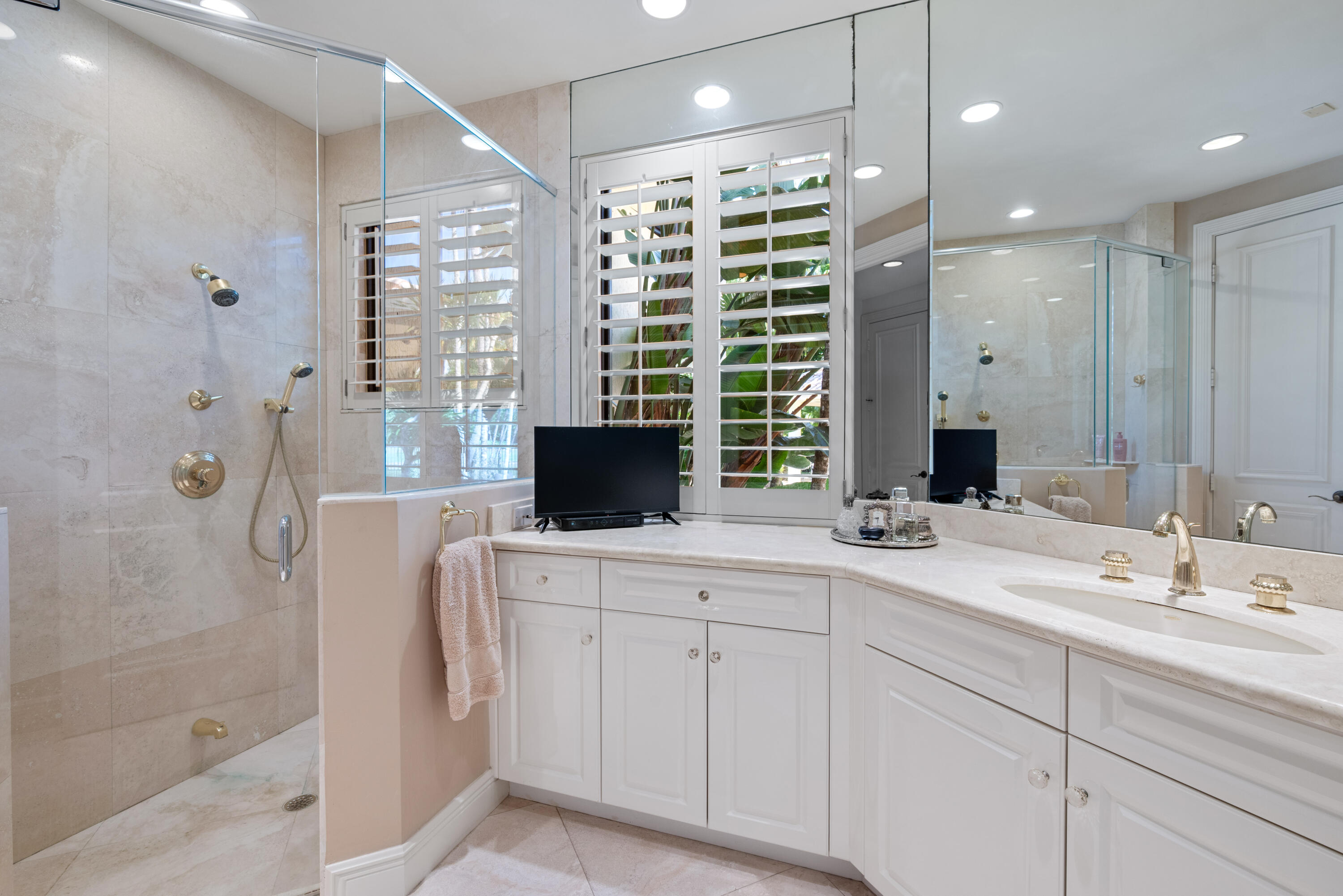 18800 Long Lake, Boca Raton FL 33496
