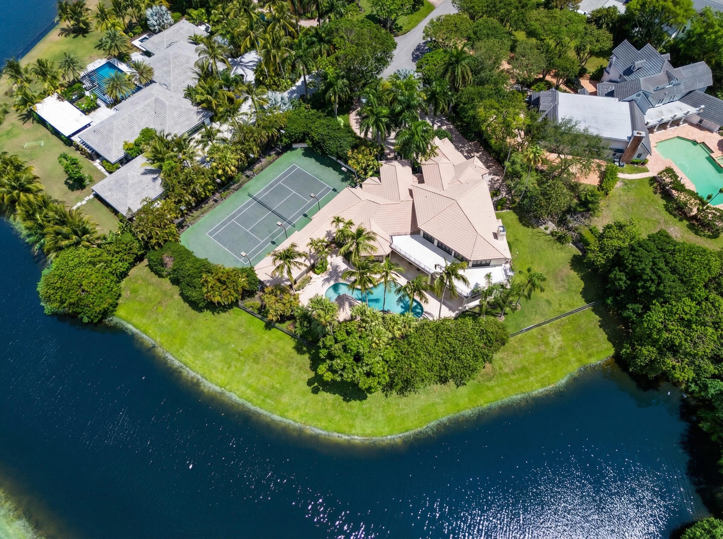 18800 Long Lake, Boca Raton FL 33496