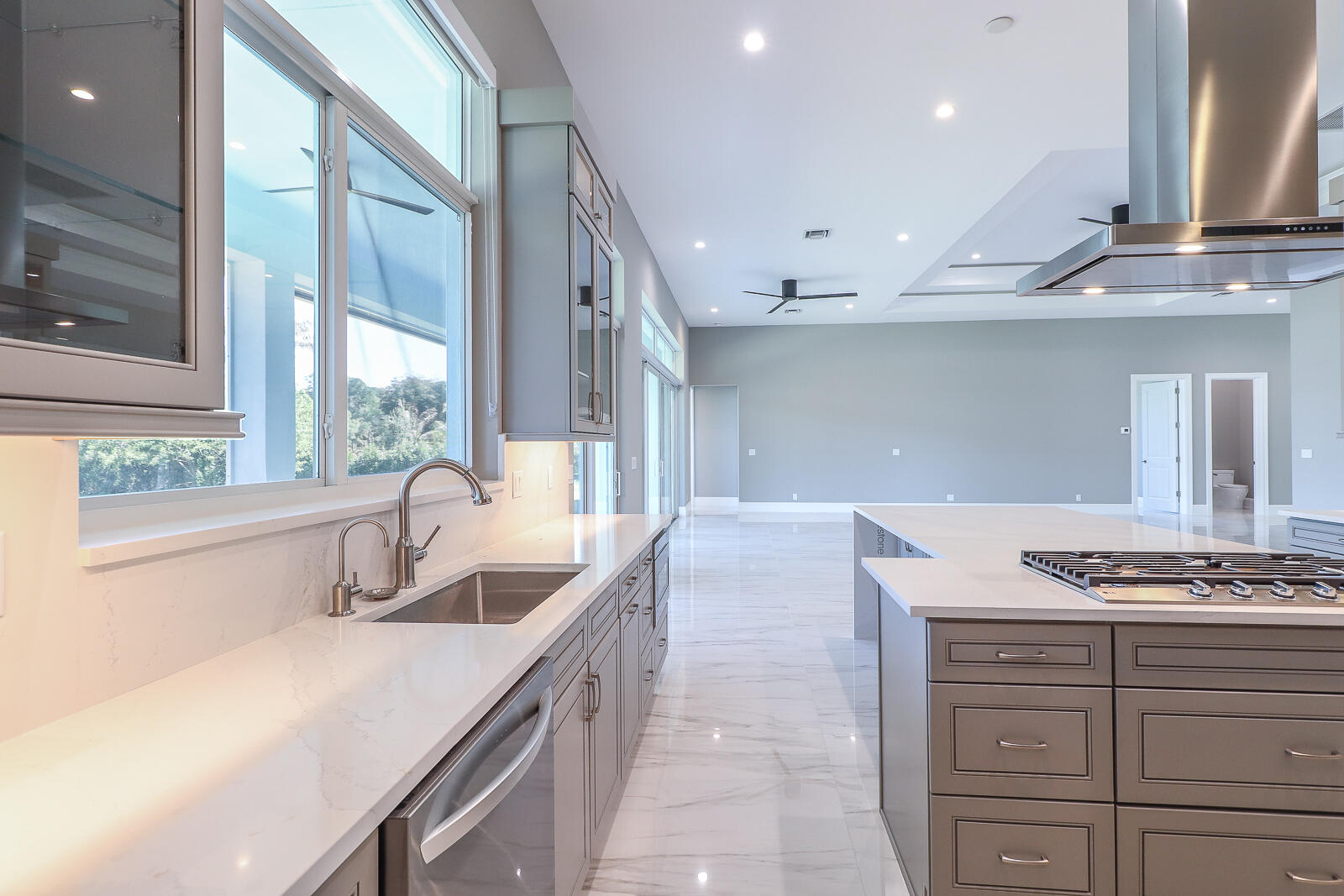 7595 155th, Palm Beach Gardens FL 33418