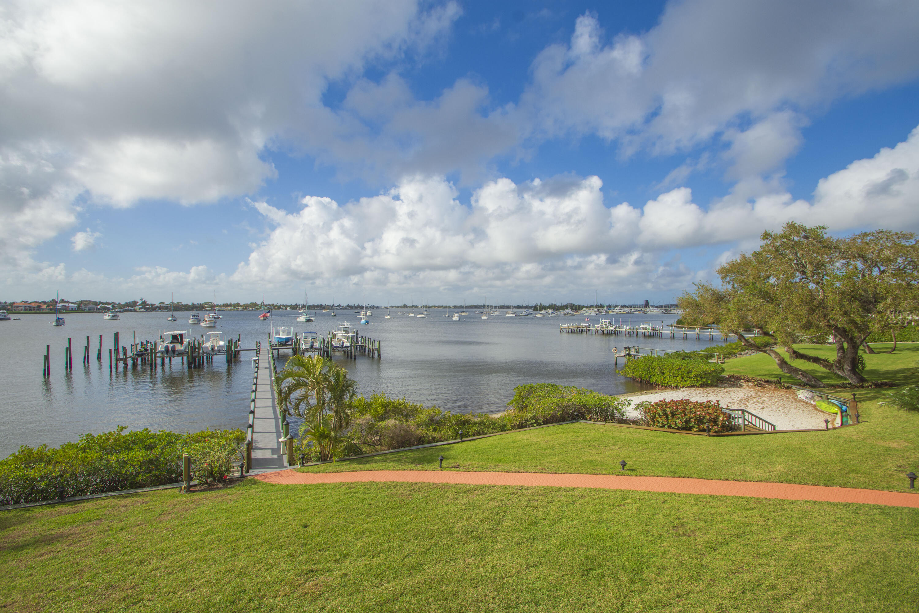 624 SW St. Lucie Crescent #206, Stuart FL 34994