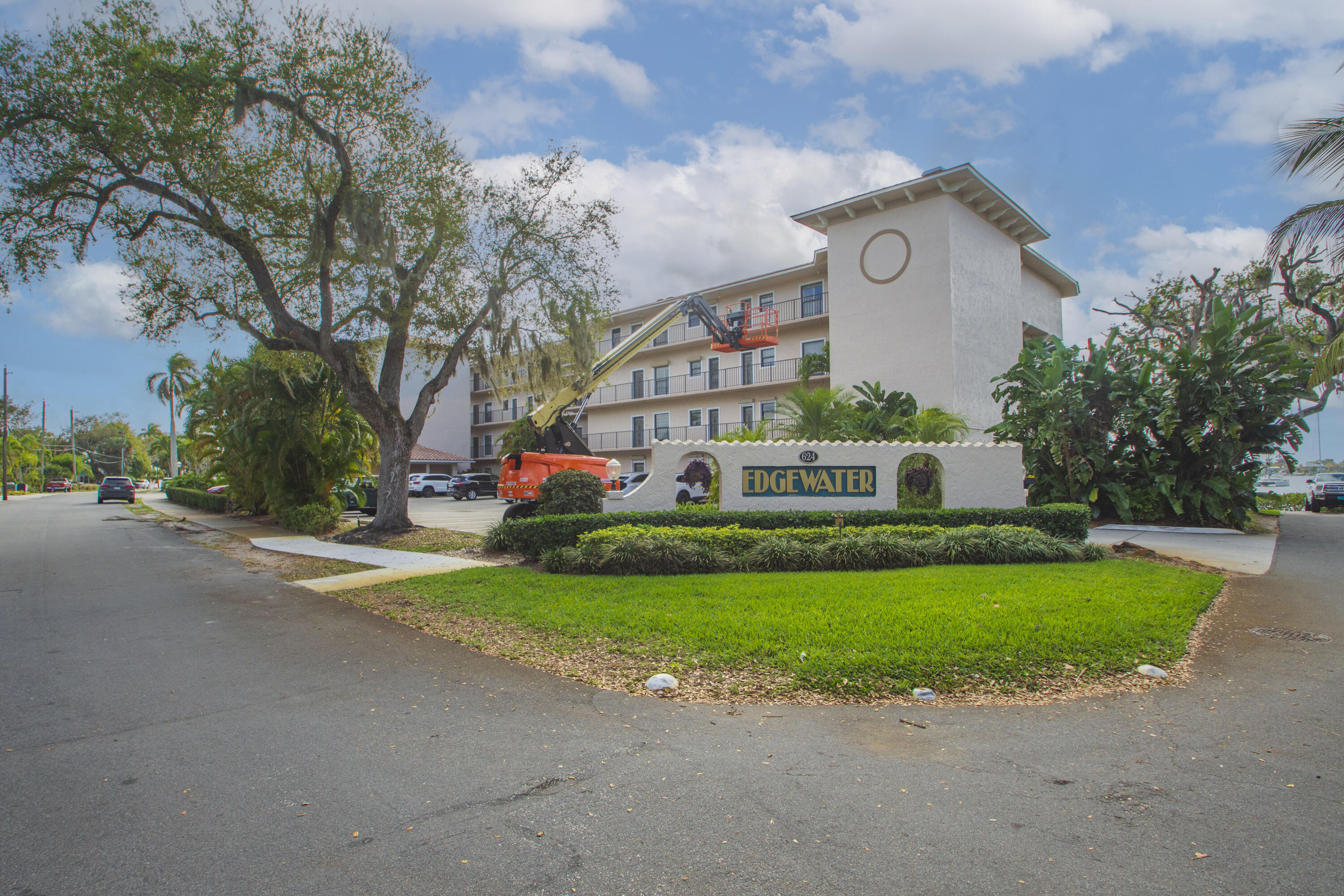 624 SW St. Lucie Crescent #206, Stuart FL 34994