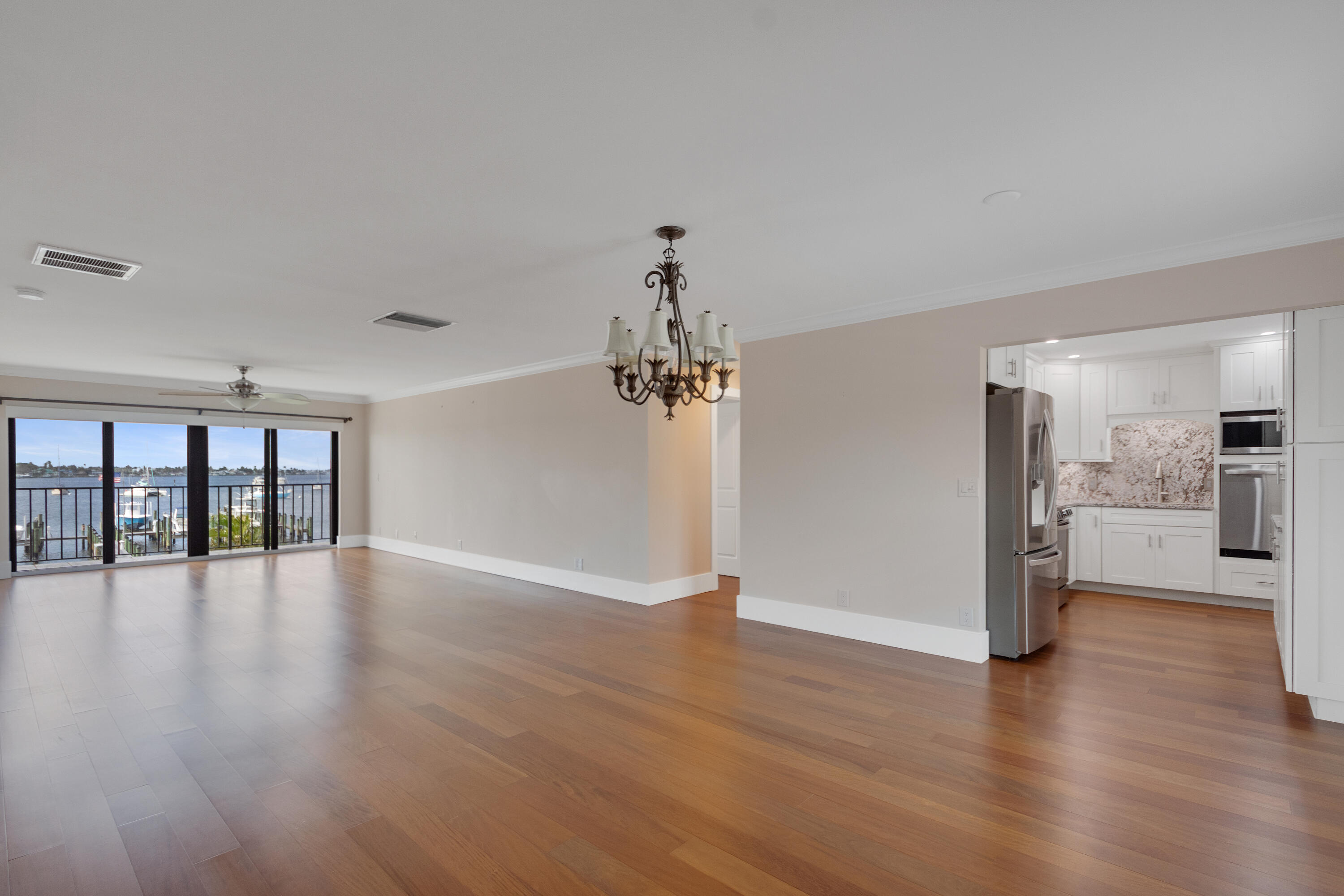 624 SW St. Lucie Crescent #206, Stuart FL 34994