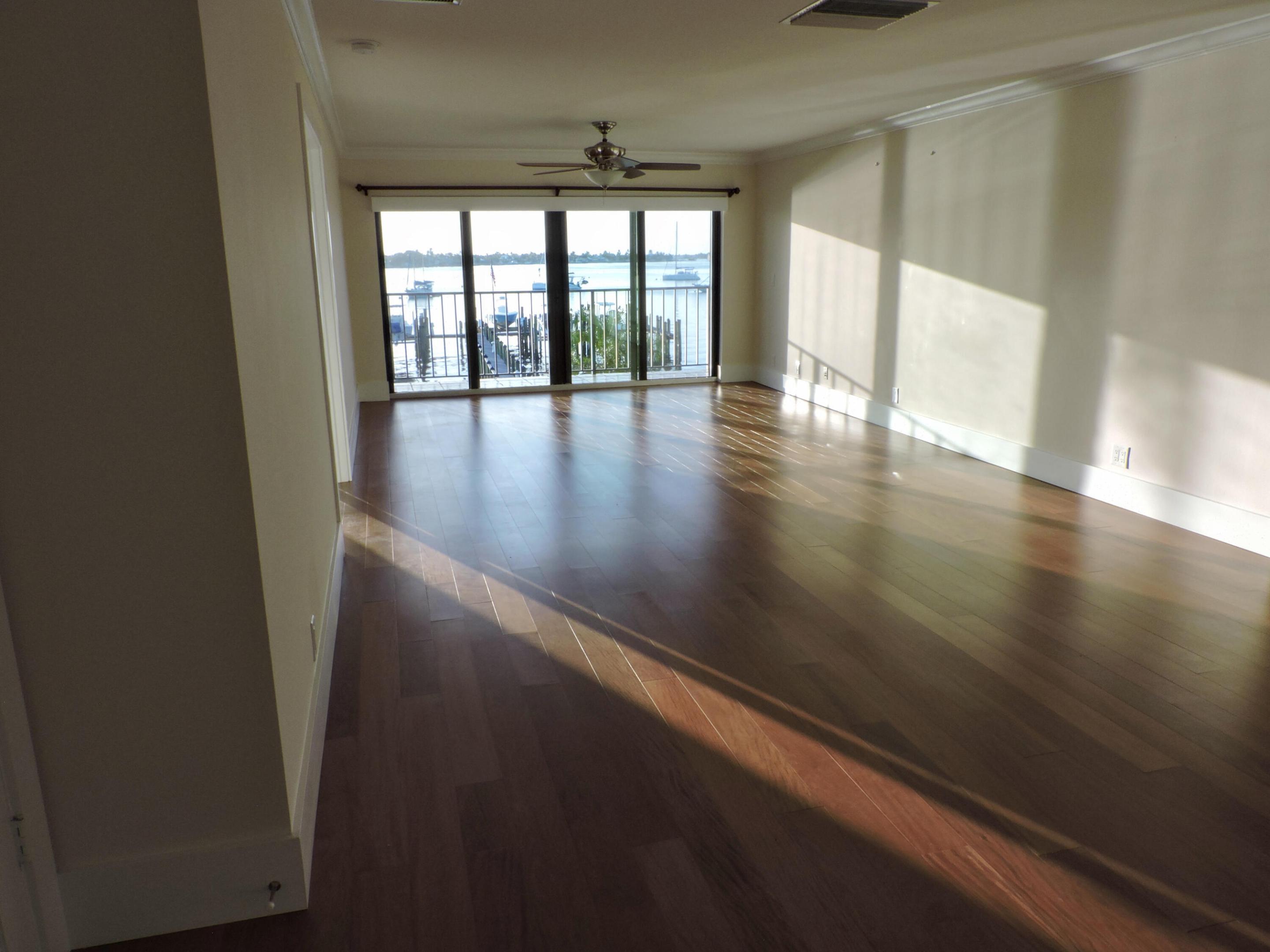 624 SW St. Lucie Crescent #206, Stuart FL 34994