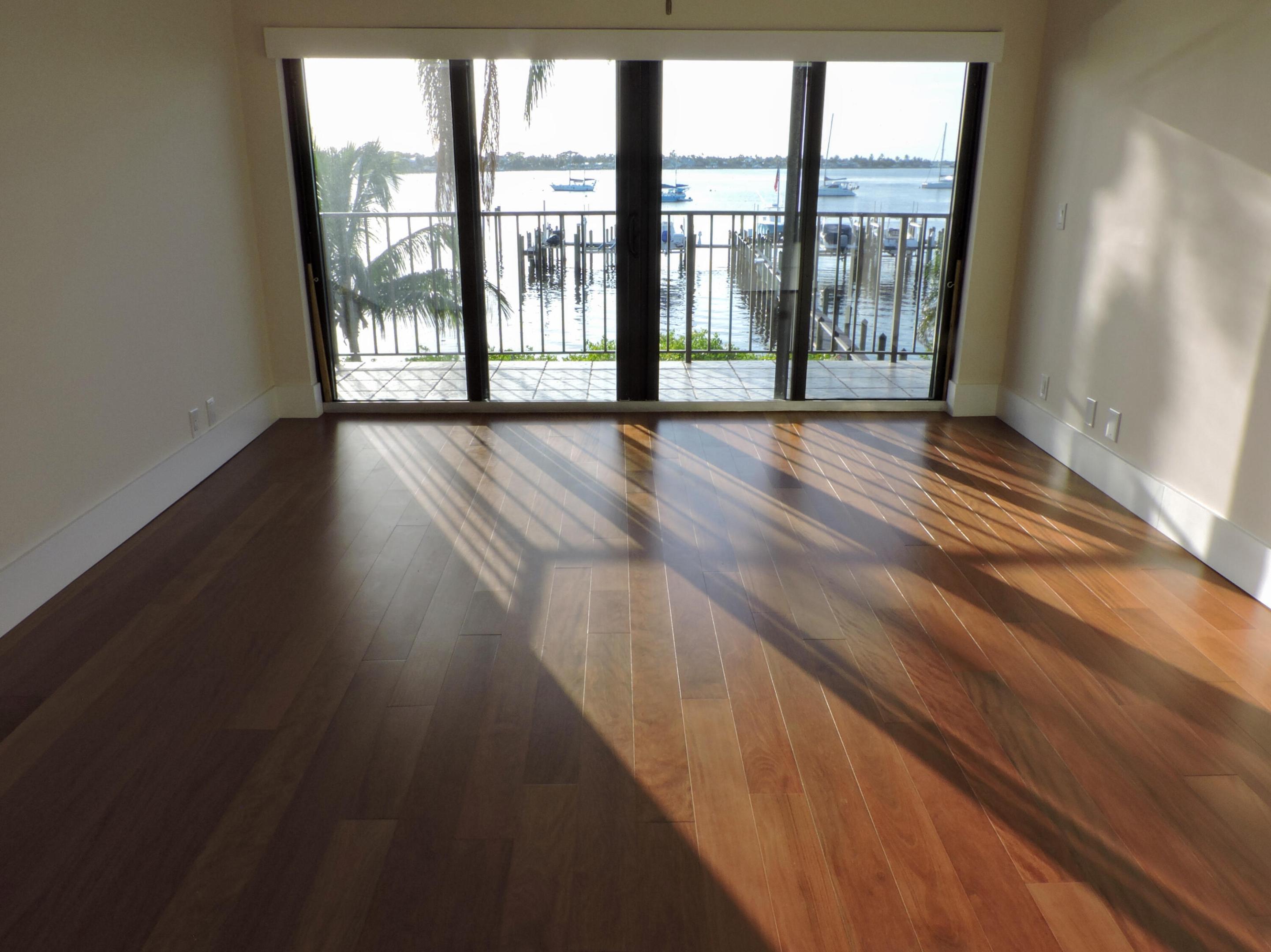 624 SW St. Lucie Crescent #206, Stuart FL 34994