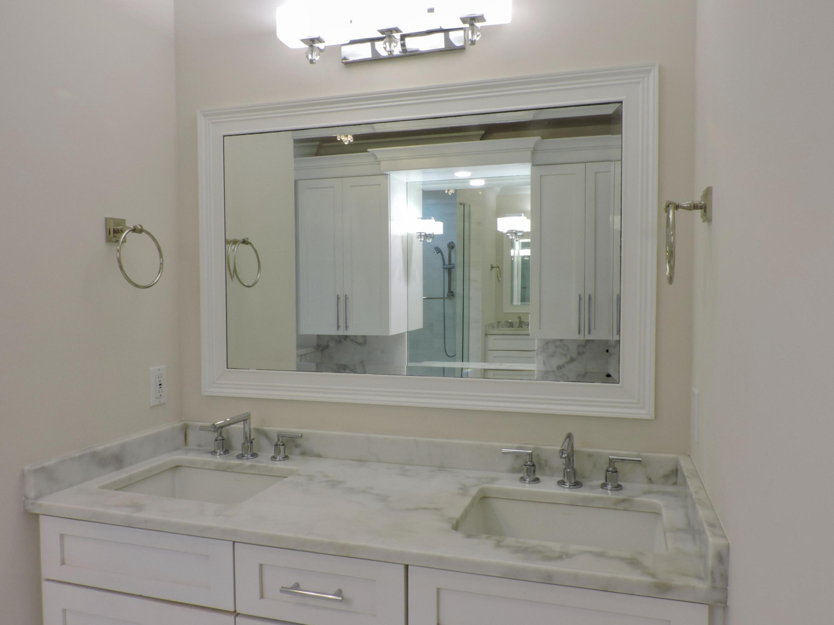 624 SW St. Lucie Crescent #206, Stuart FL 34994