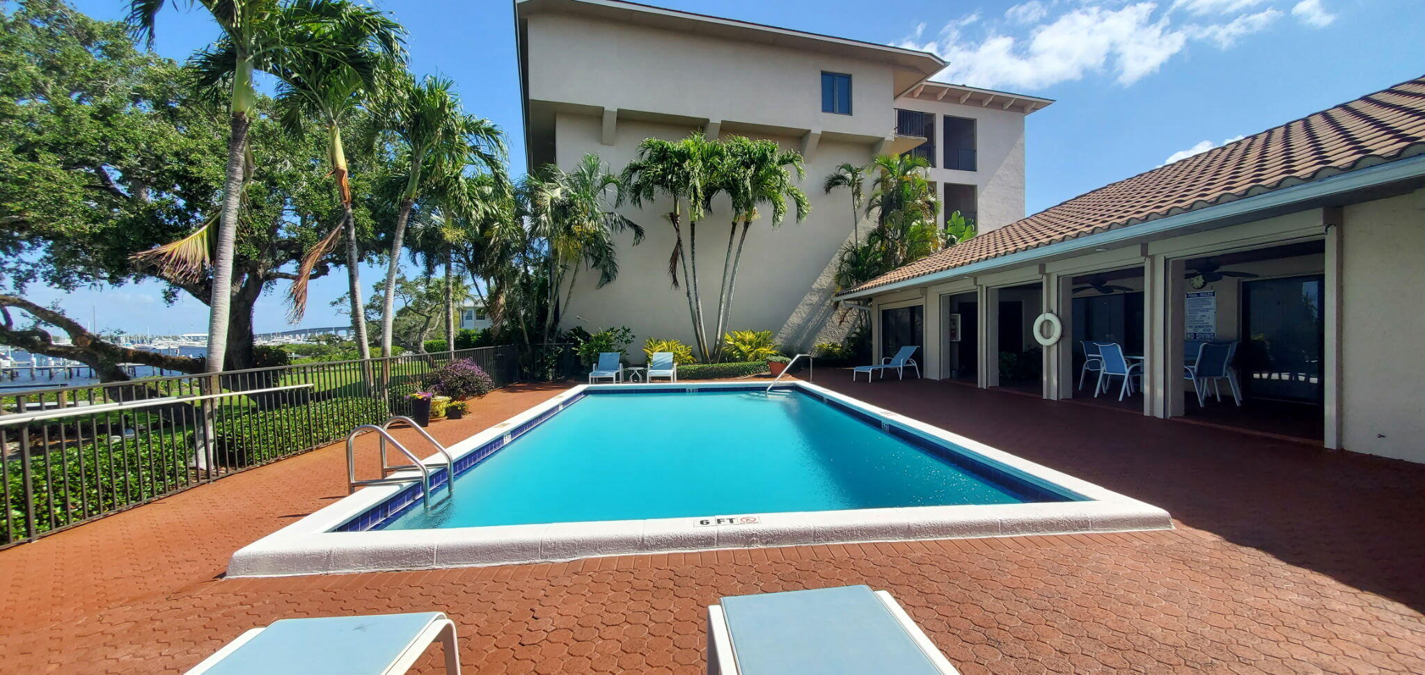 624 SW St. Lucie Crescent #206, Stuart FL 34994