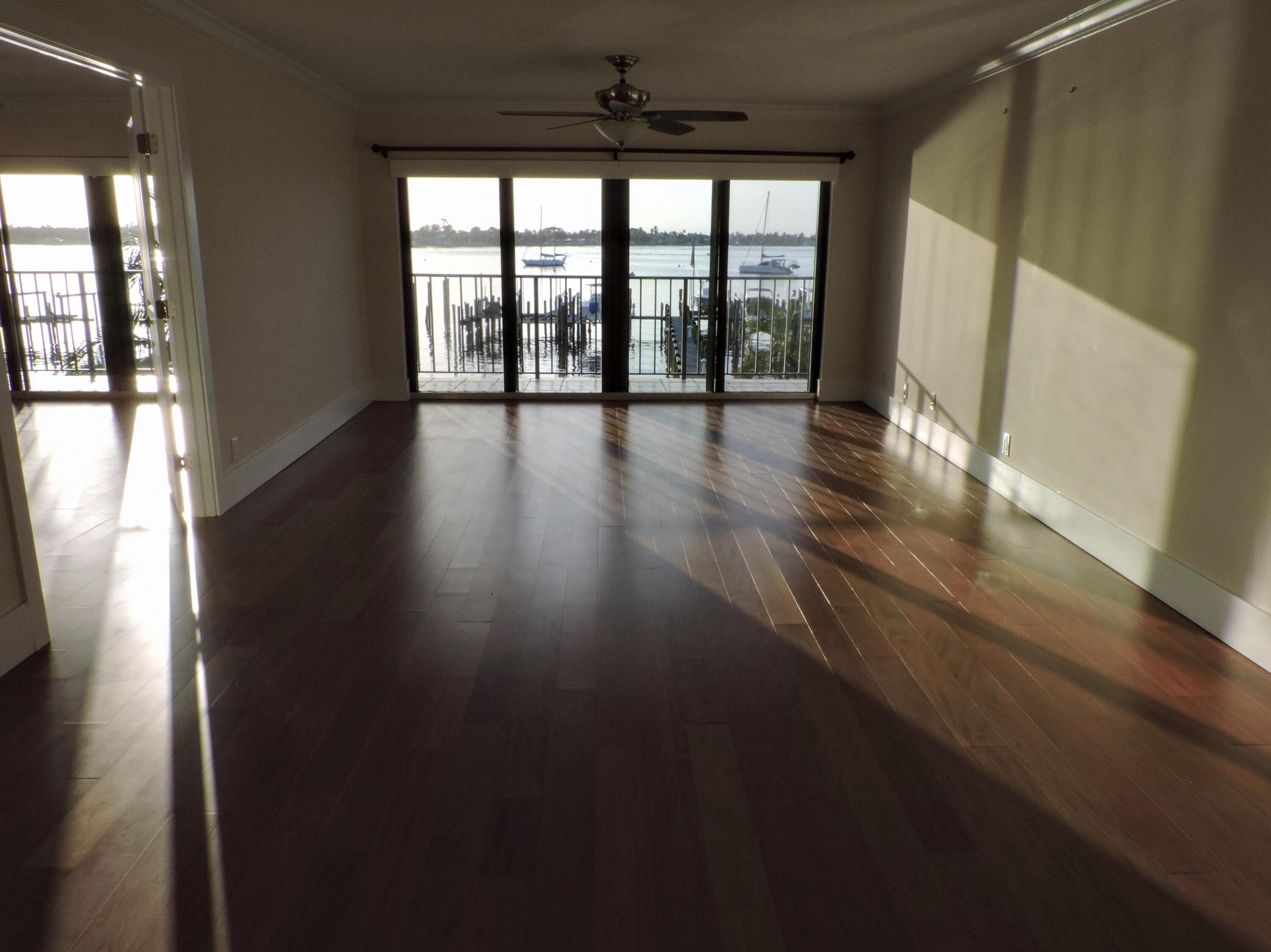 624 SW St. Lucie Crescent #206, Stuart FL 34994