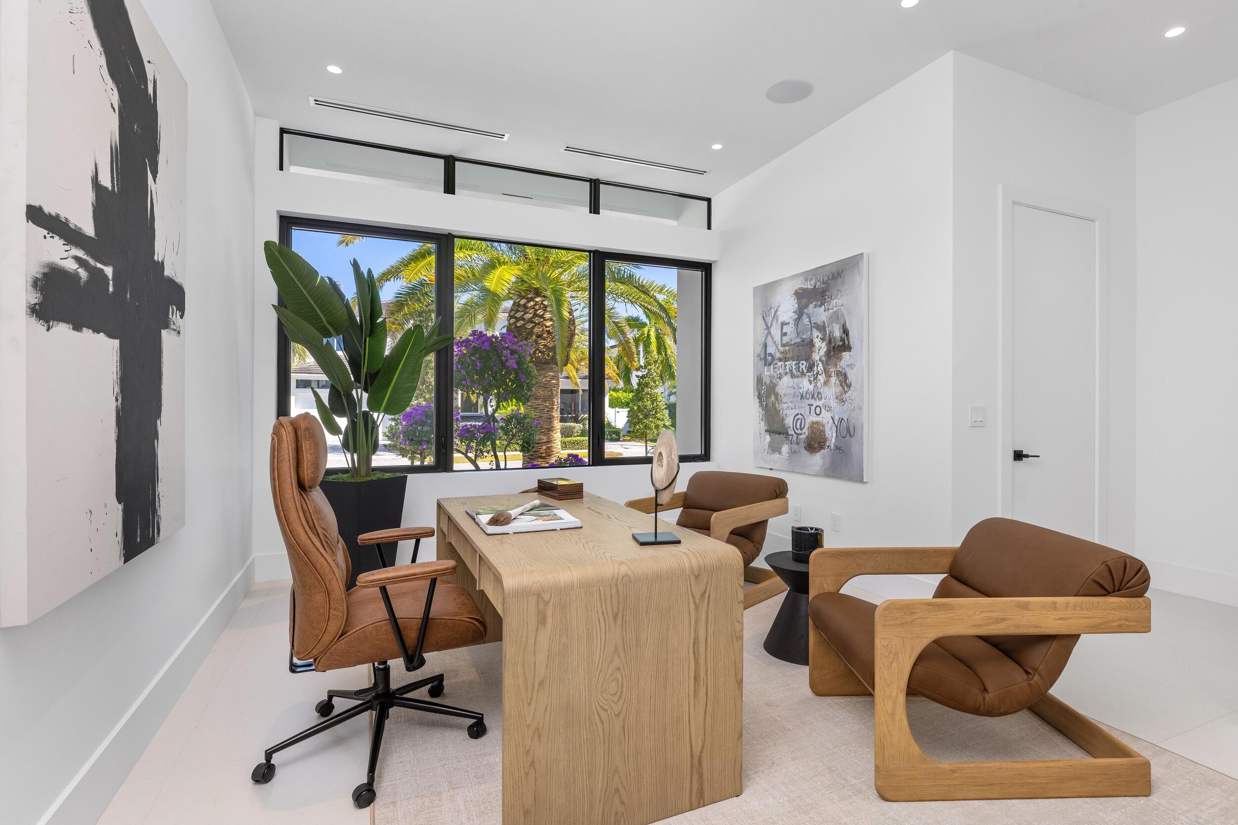 1051 NE 2nd, Boca Raton FL 33432