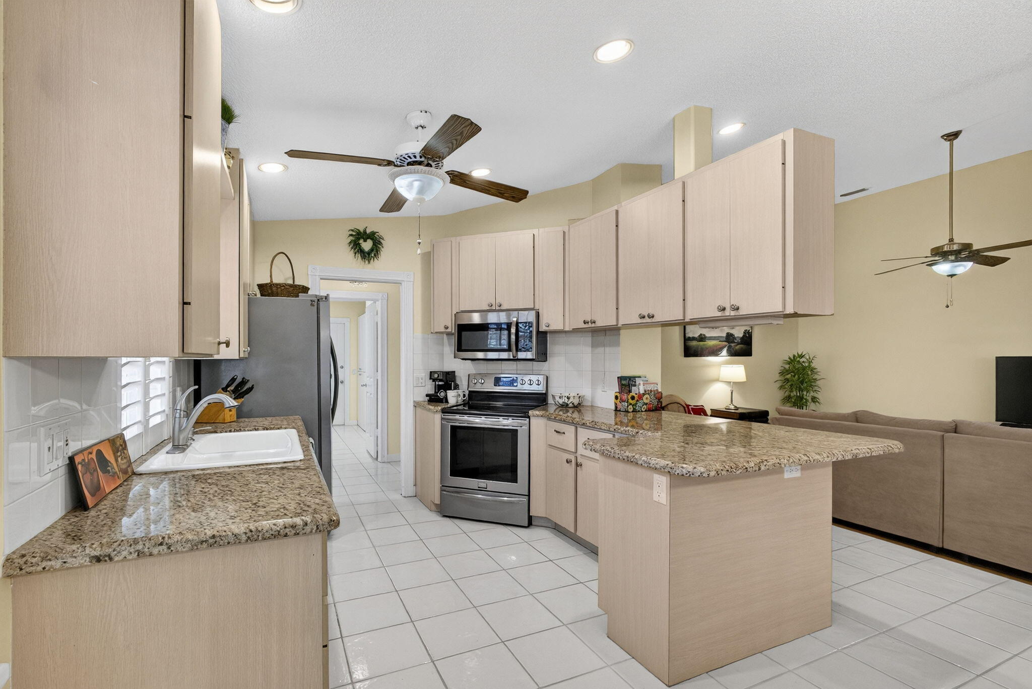 8323 Old Forest, Palm Beach Gardens FL 33410