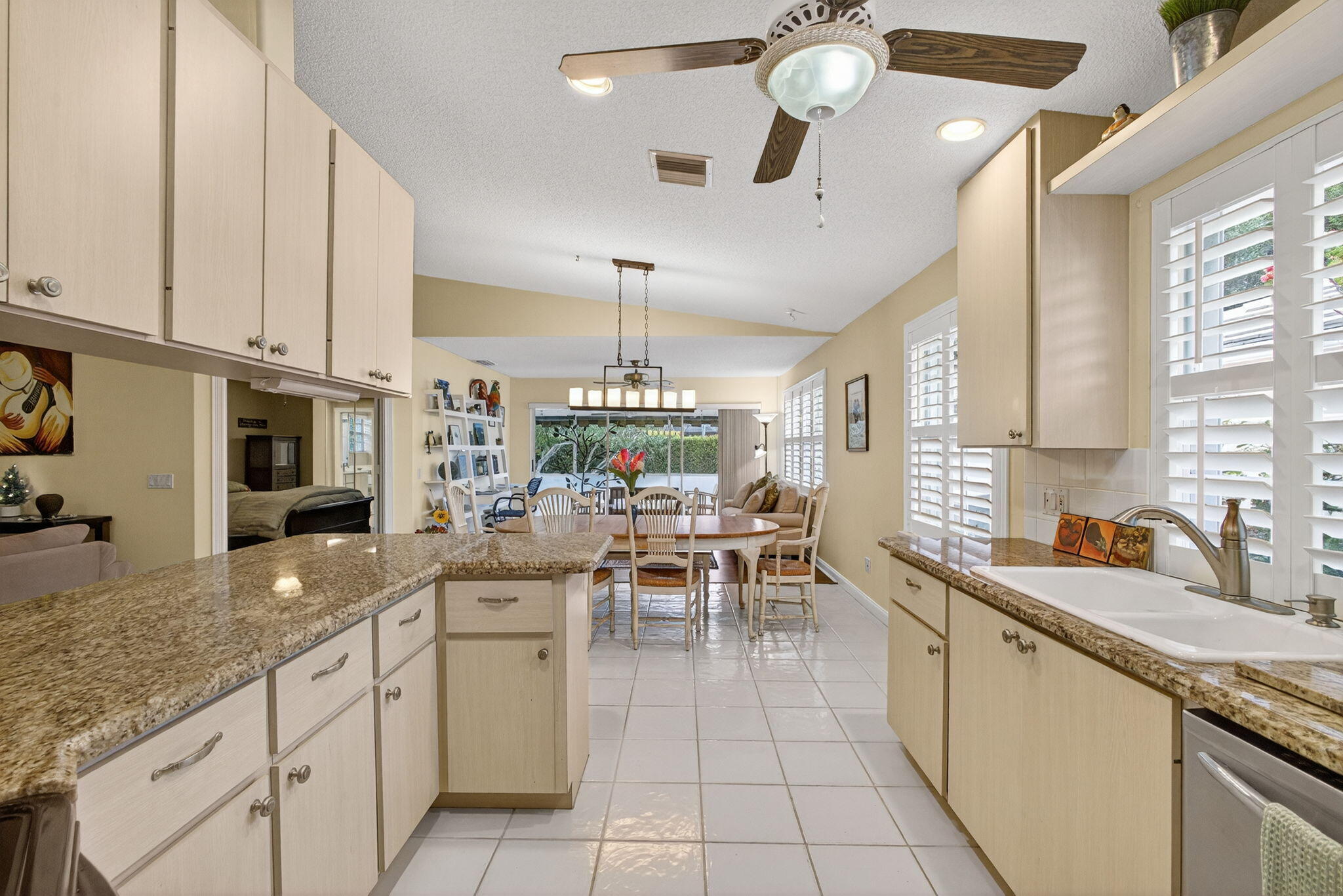 8323 Old Forest, Palm Beach Gardens FL 33410