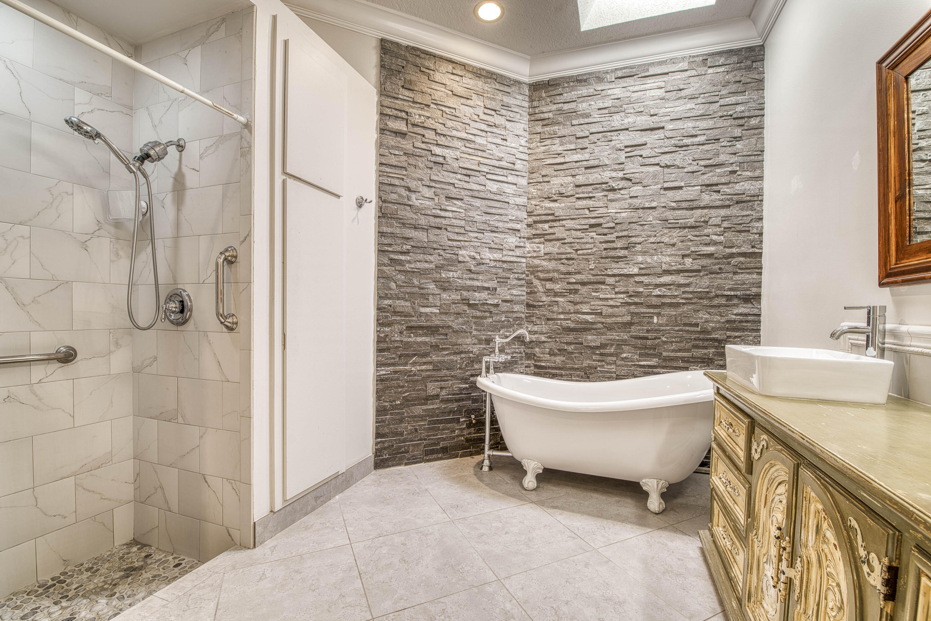118 E Hampton, Jupiter FL 33458