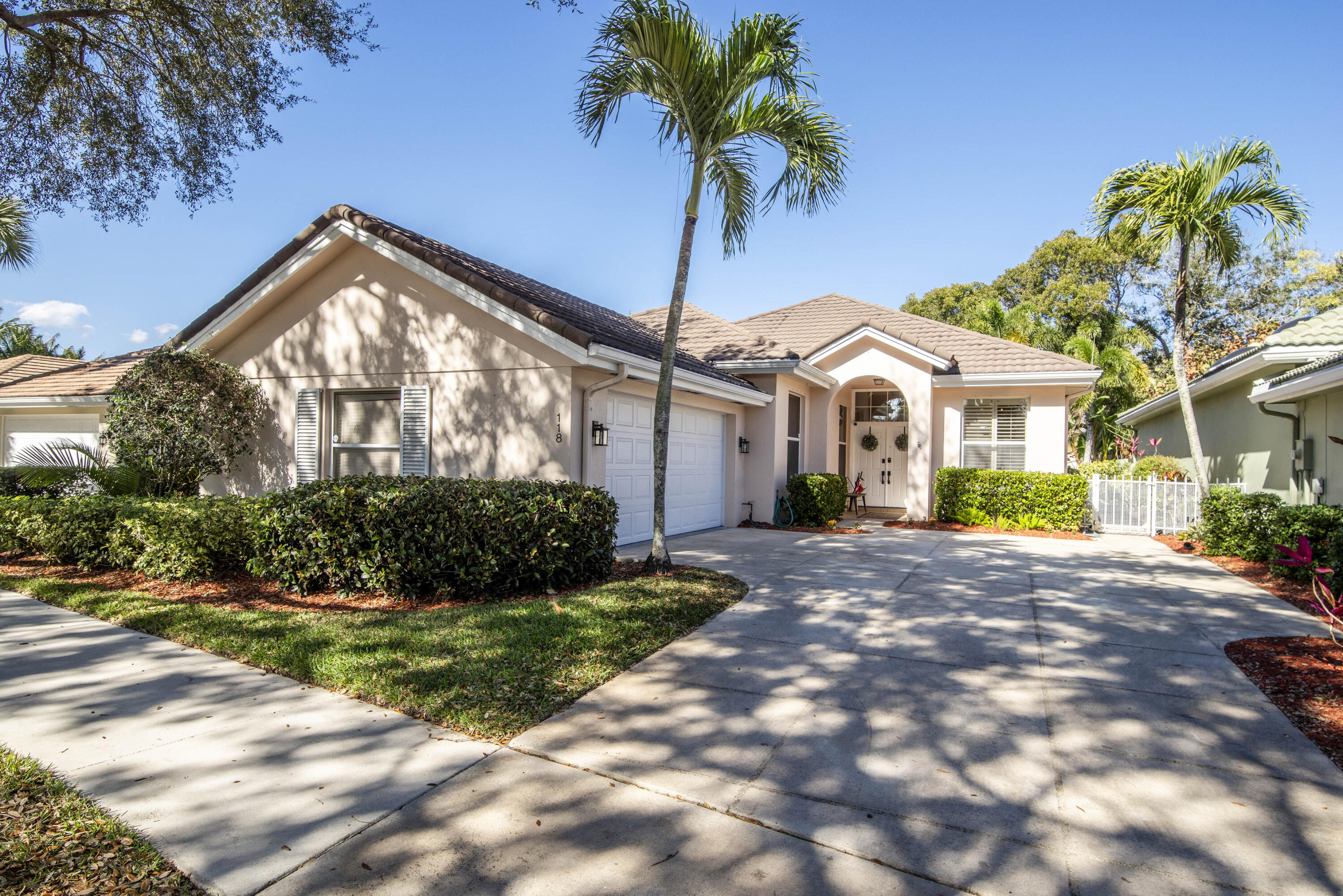 118 E Hampton, Jupiter FL 33458