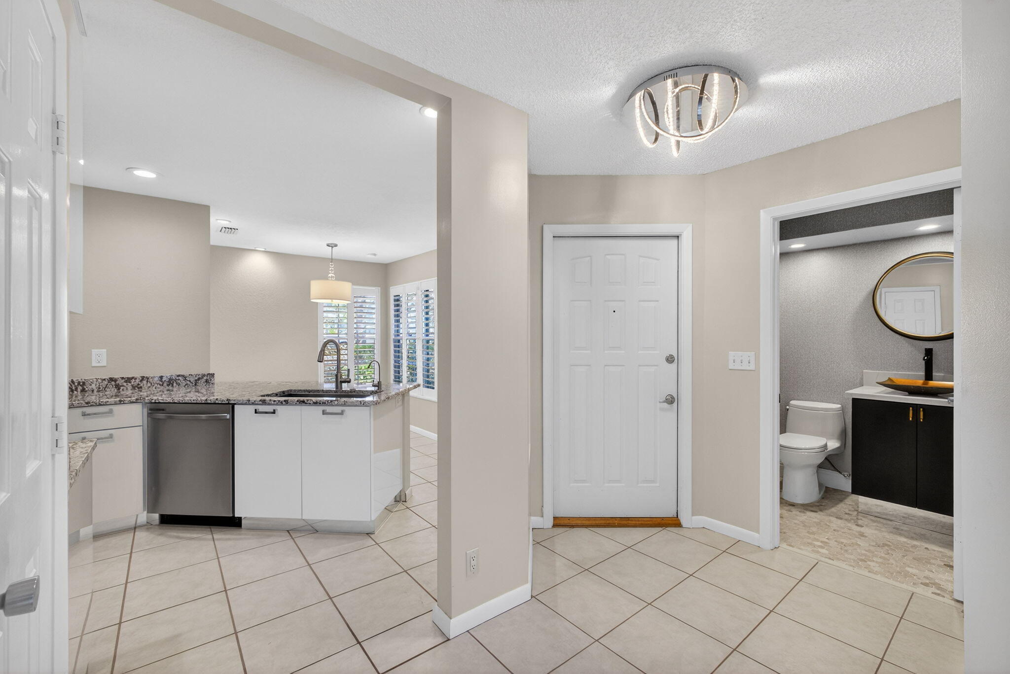 512 Ocean Dunes, Jupiter FL 33477