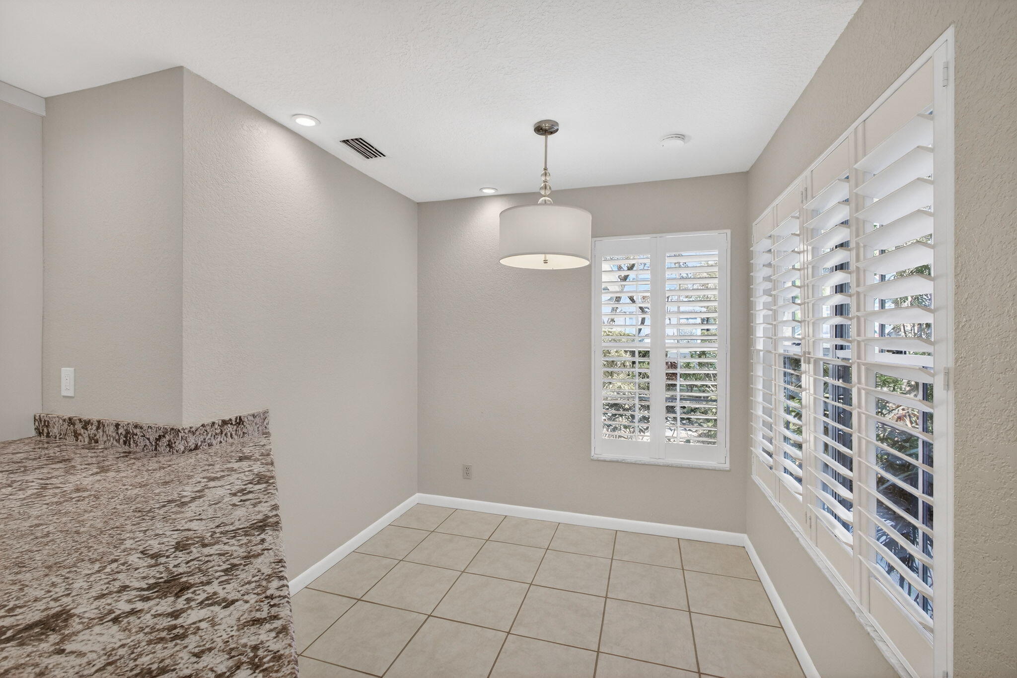 512 Ocean Dunes, Jupiter FL 33477