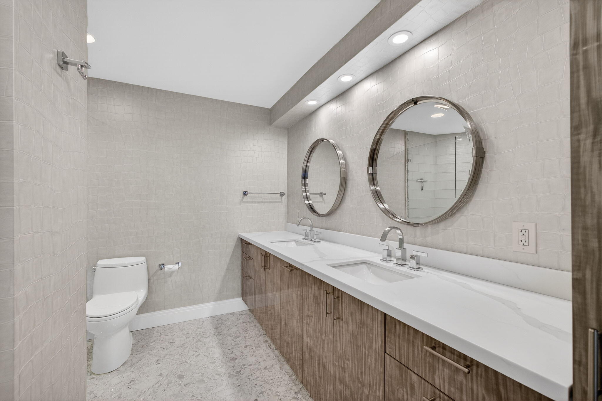 512 Ocean Dunes, Jupiter FL 33477