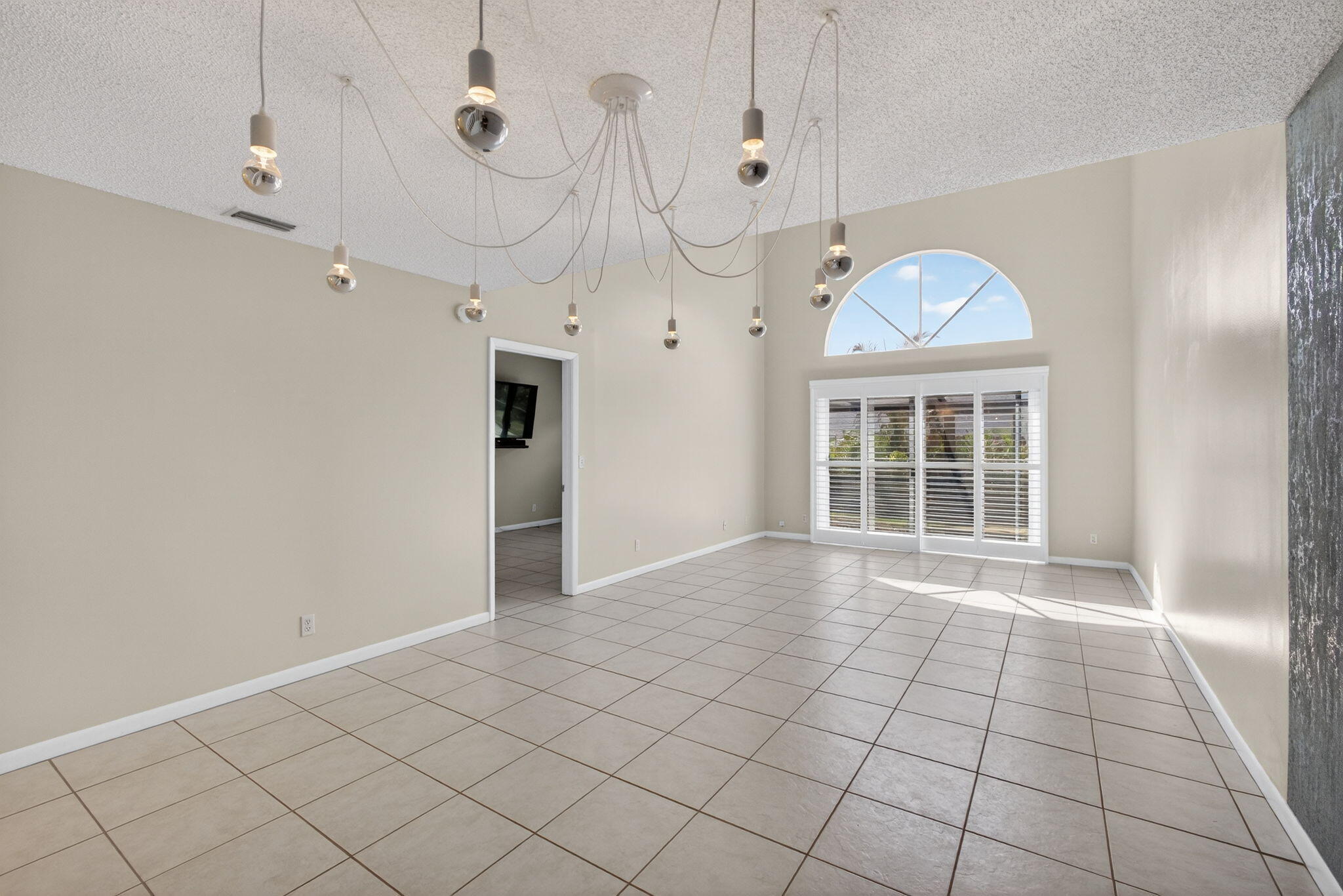 512 Ocean Dunes, Jupiter FL 33477