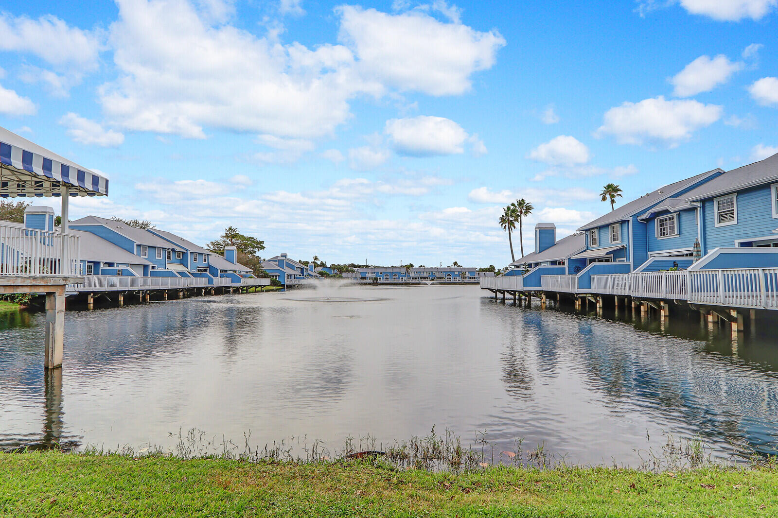 512 Ocean Dunes, Jupiter FL 33477