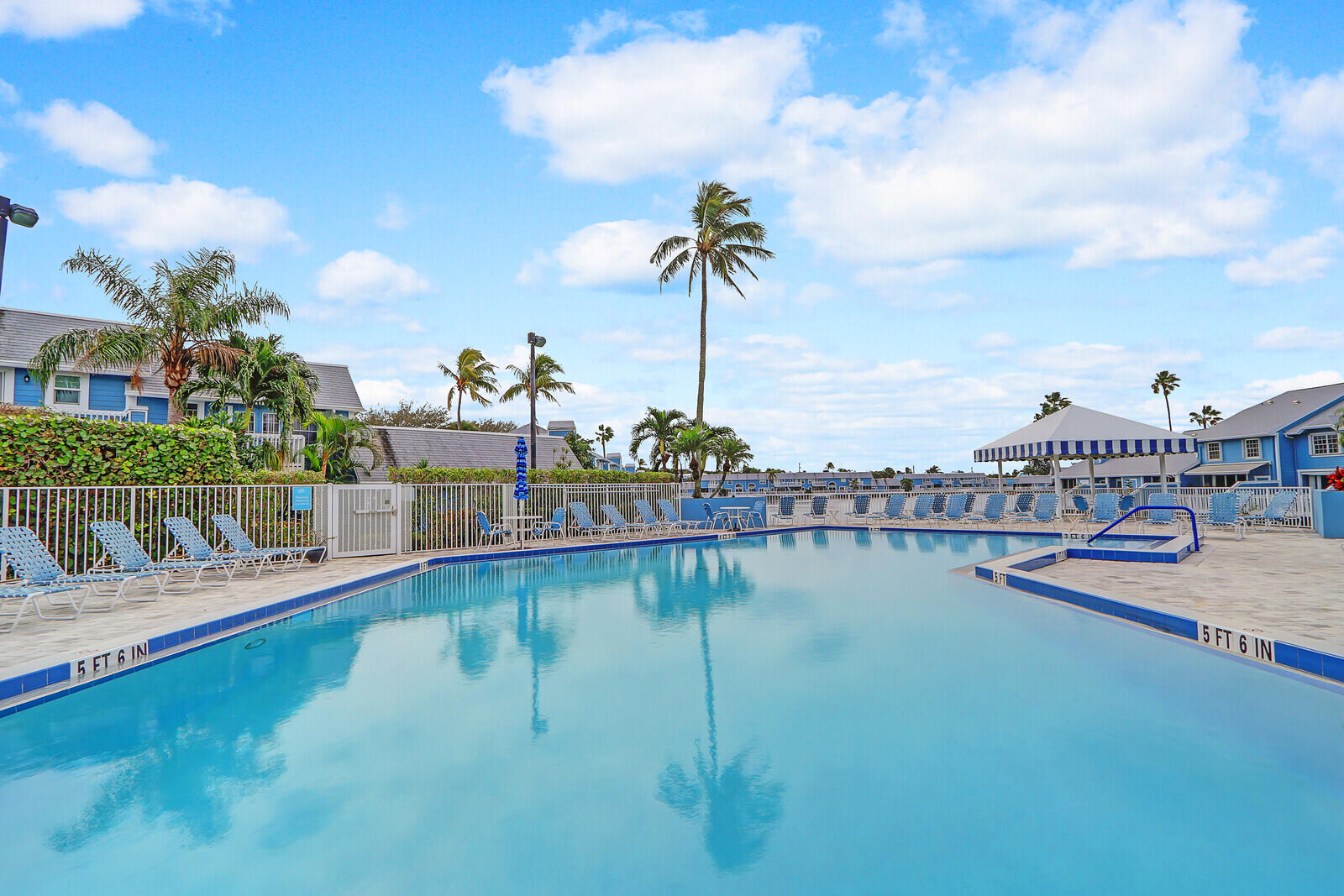 512 Ocean Dunes, Jupiter FL 33477