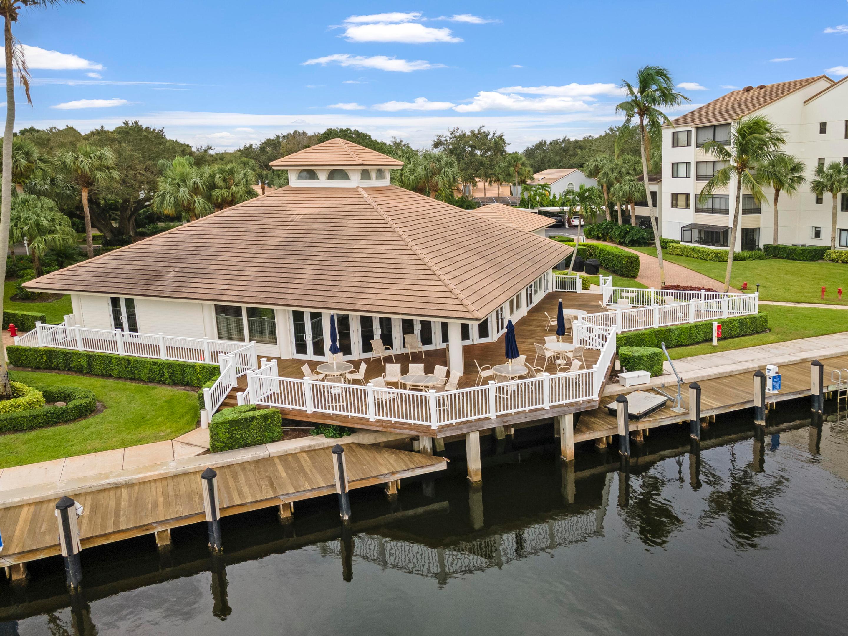 215 Oak Harbour, Juno Beach FL 33408