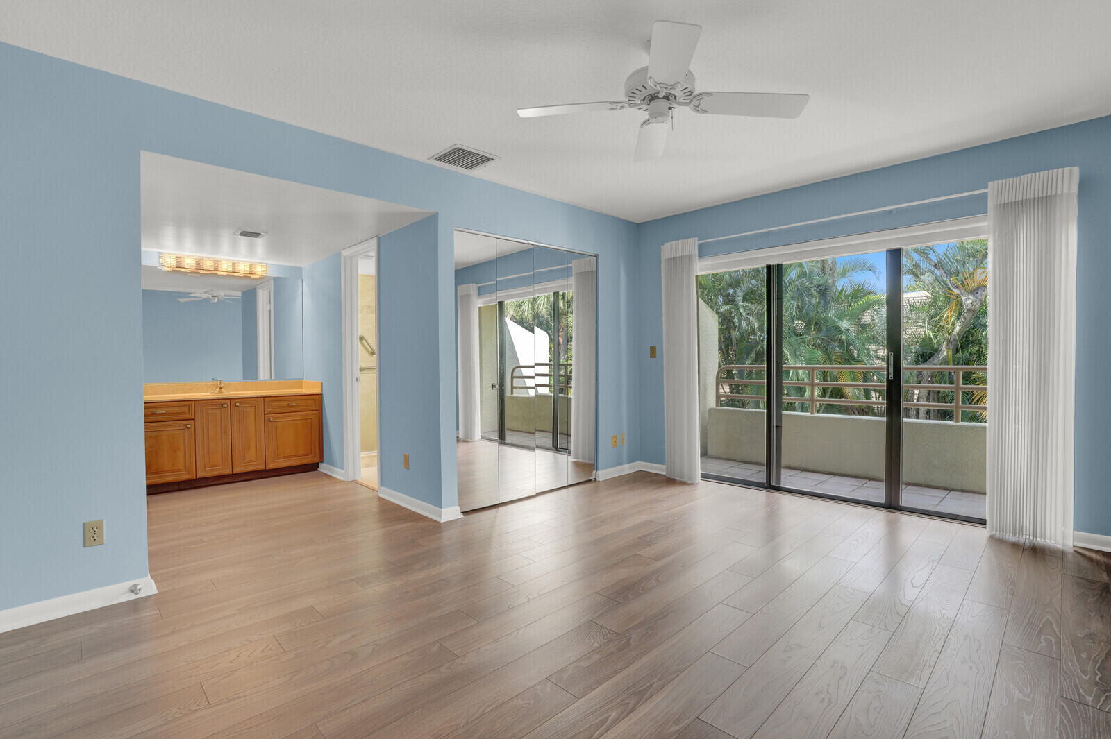 215 Oak Harbour, Juno Beach FL 33408