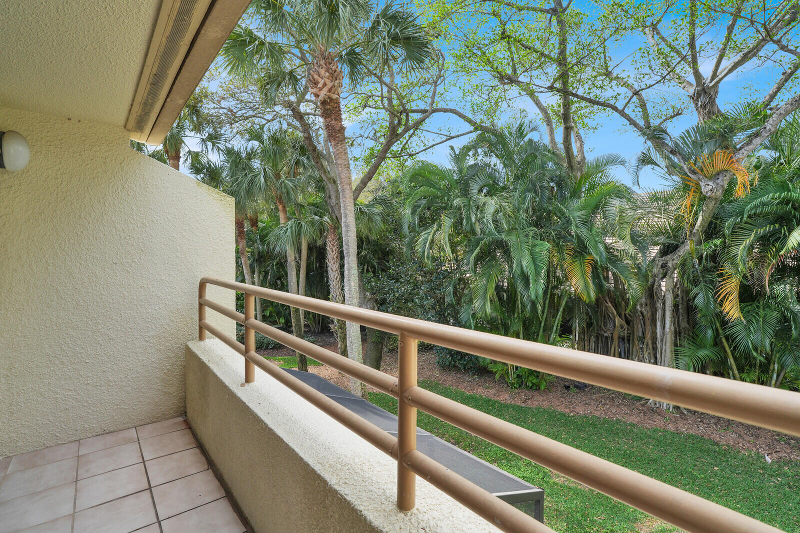 215 Oak Harbour, Juno Beach FL 33408