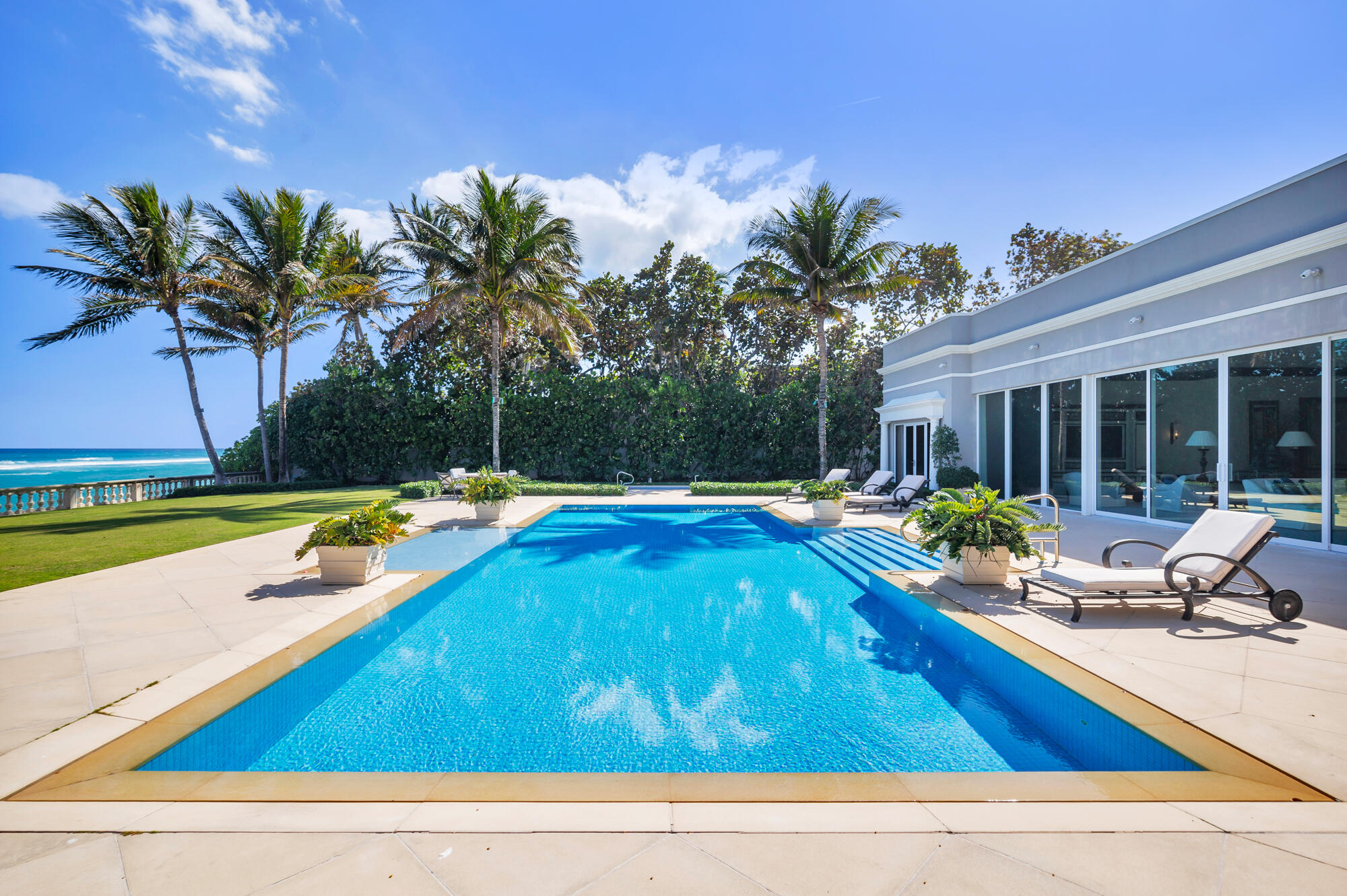 5 Via Los Incas, Palm Beach FL 33480