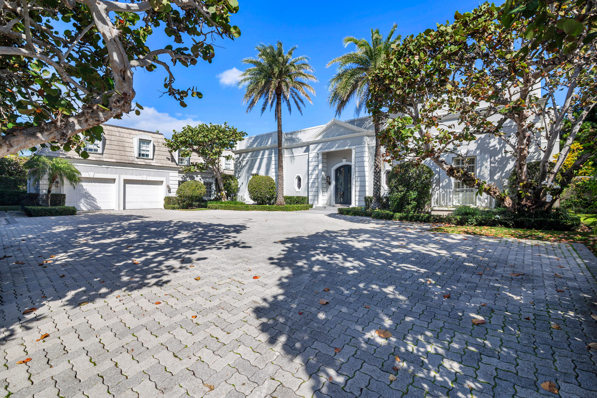 5 Via Los Incas, Palm Beach FL 33480