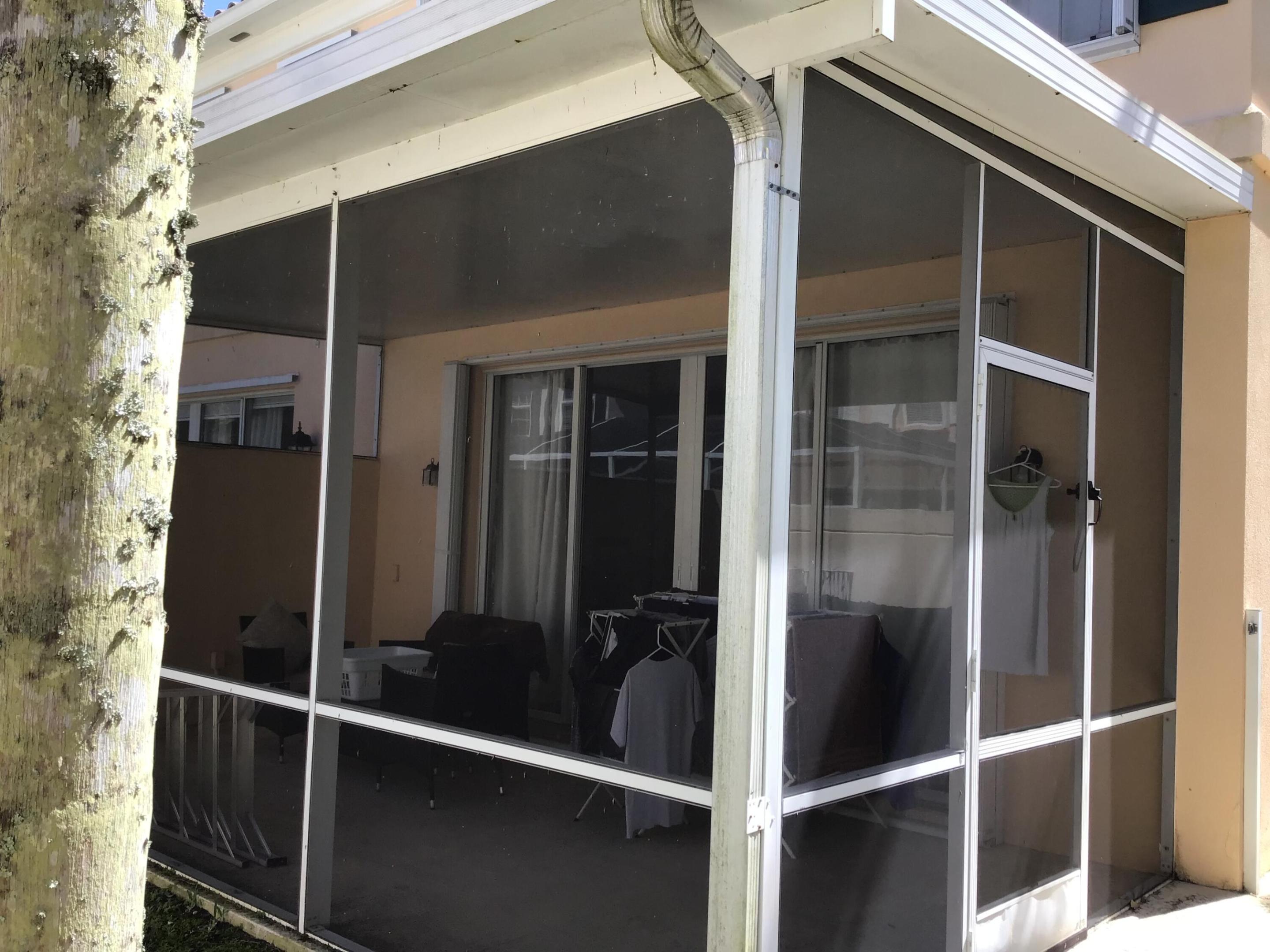 2137 W Tigris, West Palm Beach FL 33411